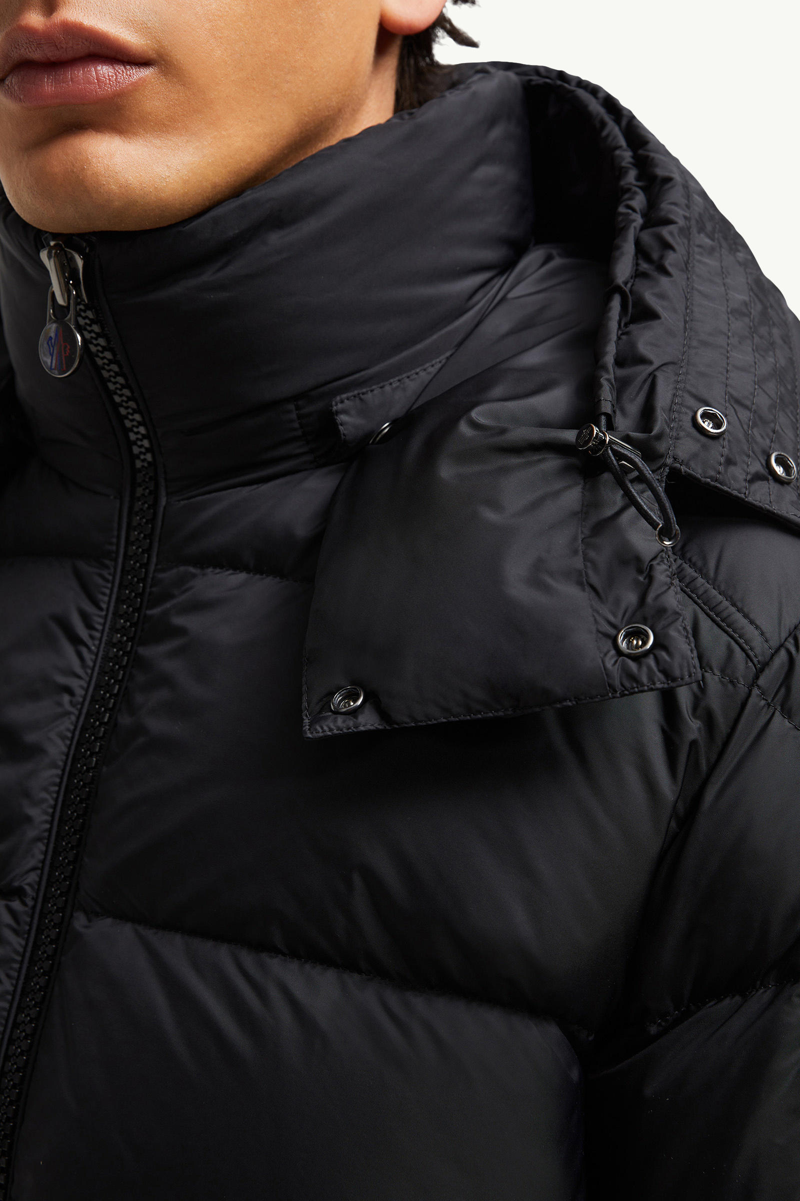 Mayaf Hooded Short Down Jacket Men Black Moncler 7
