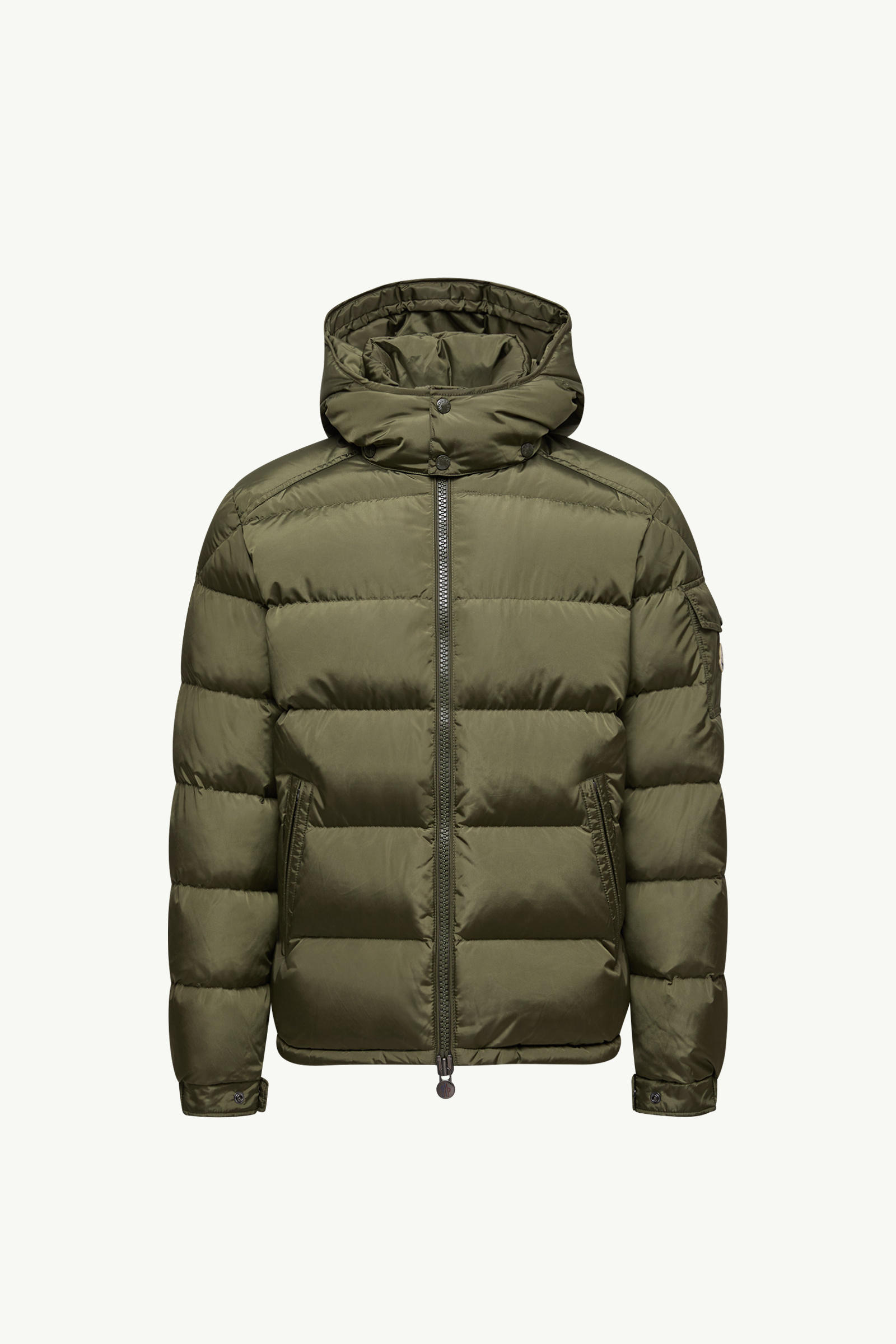 https://moncler-cdn.thron.com/api/v1/content-delivery/shares/dpx6uv/contents/K20911A53600539ZD825_F/image/K20911A53600539ZD825_F