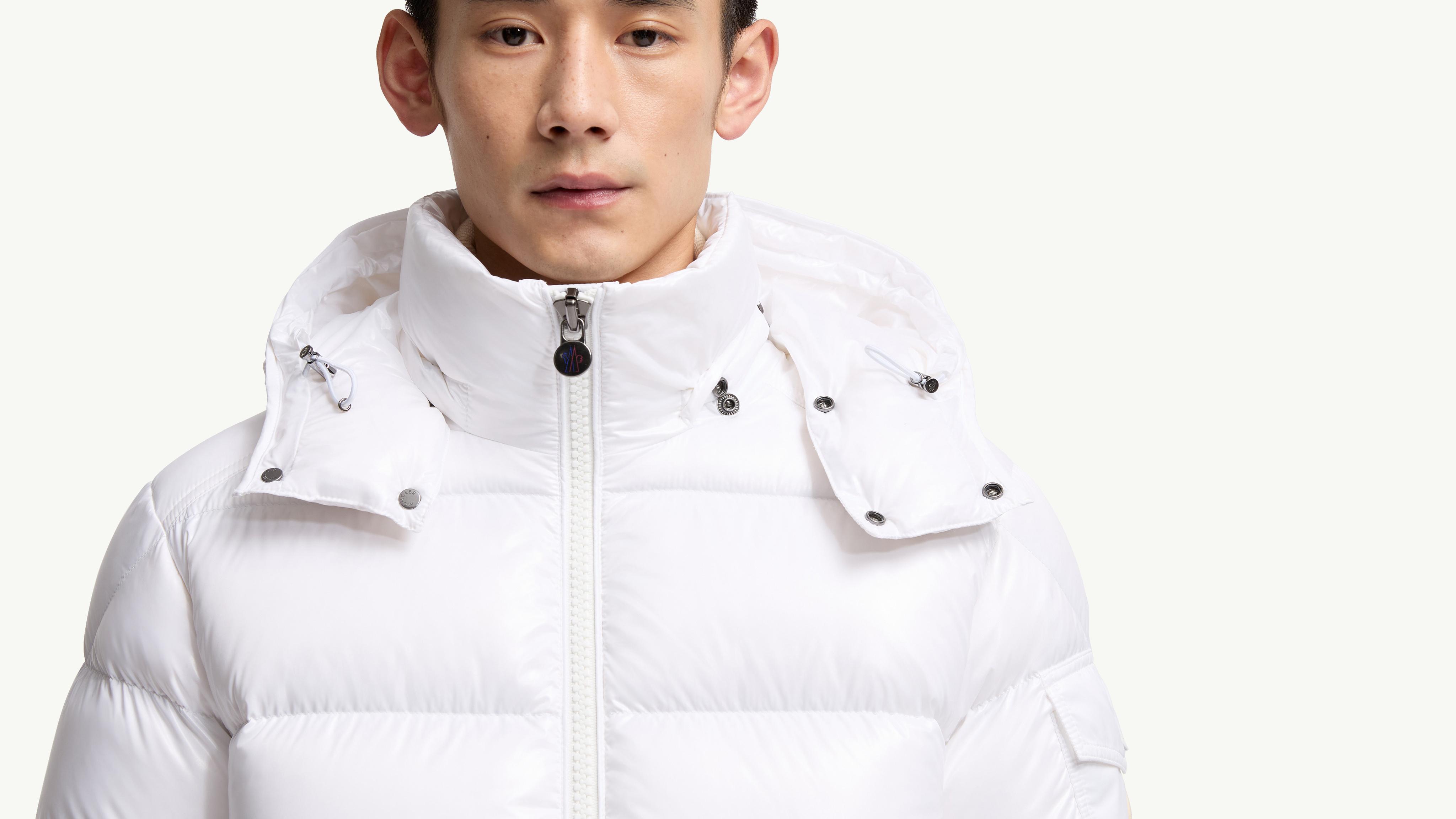 MONCLER メッシュジャケット2022 ホワイト1 ☆Code合致確認済み☆ MONCLER 2023/24秋冬 ハートモチーフロゴダウンジャケット MISAM