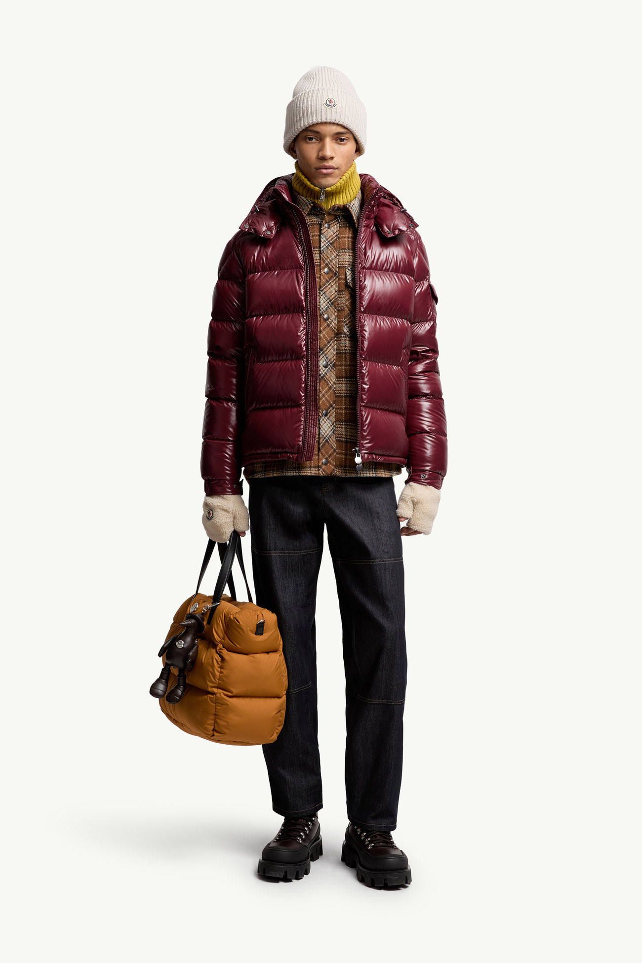 Moncler Maya 후드 쇼트 다운 재킷 남성 보르도 Moncler 0