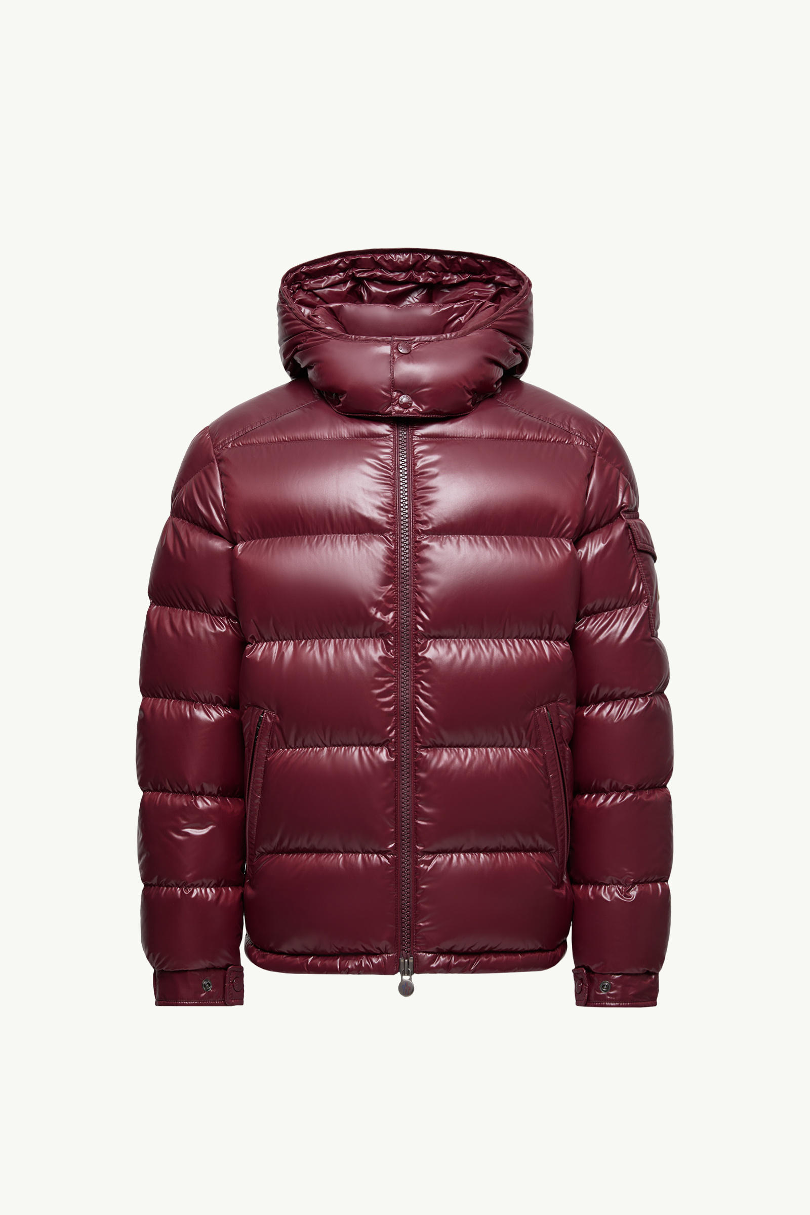 https://moncler-cdn.thron.com/api/v1/content-delivery/shares/dpx6uv/contents/K20911A5360068950464_F/image/K20911A5360068950464_F
