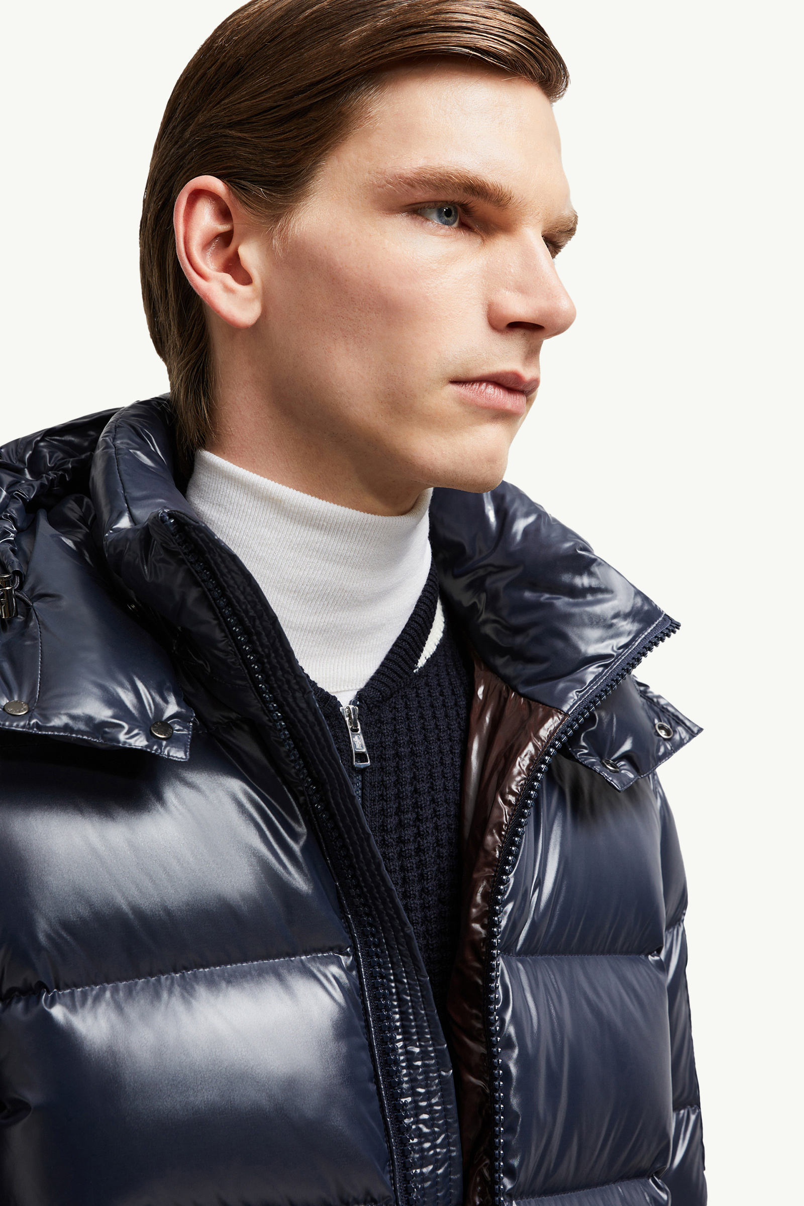 Moncler Maya男士连帽短款羽绒夹克外套 男士 海军蓝色 Moncler 1