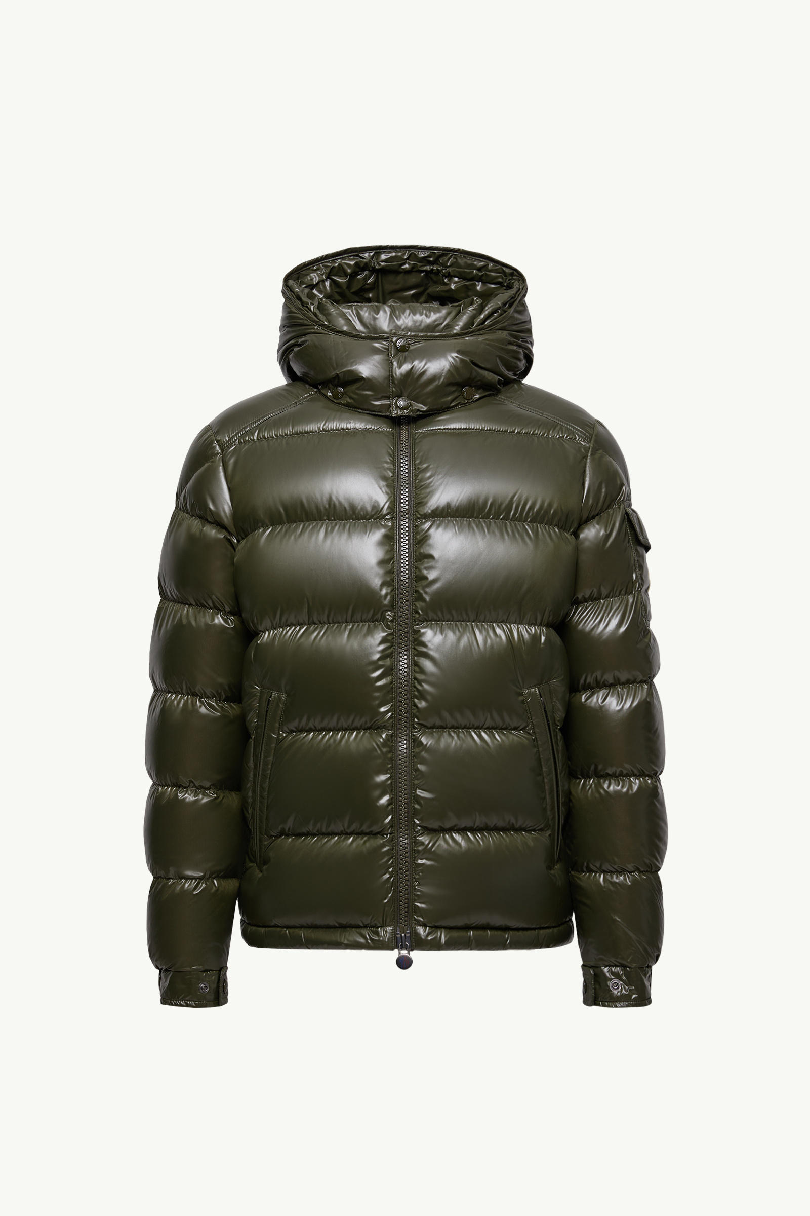 https://moncler-cdn.thron.com/api/v1/content-delivery/shares/dpx6uv/contents/K20911A5360068950833_F/image/K20911A5360068950833_F