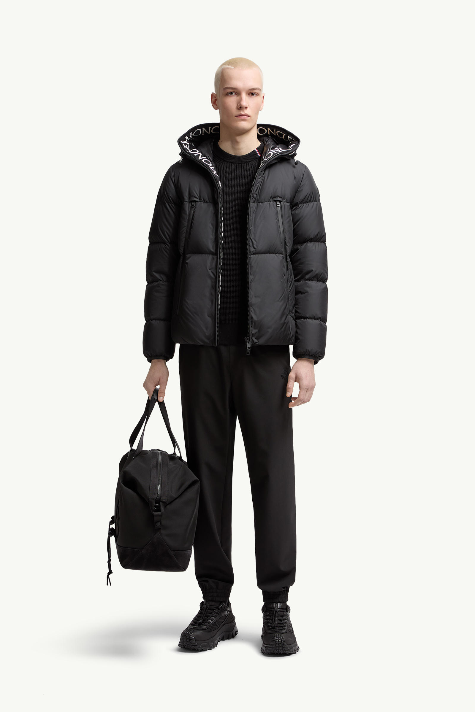 Montcla 후드 쇼트 다운 재킷 남성 블랙 Moncler 0