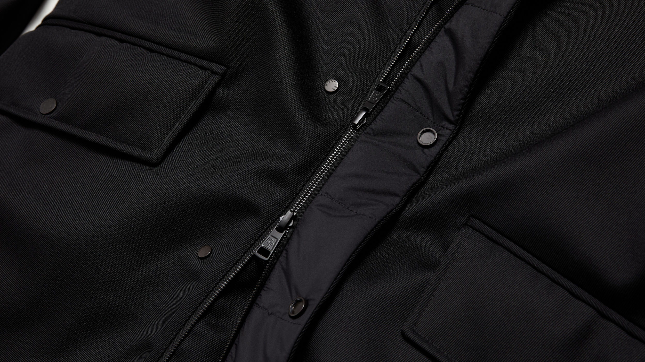 Slide 1 - Two-Way Zipper