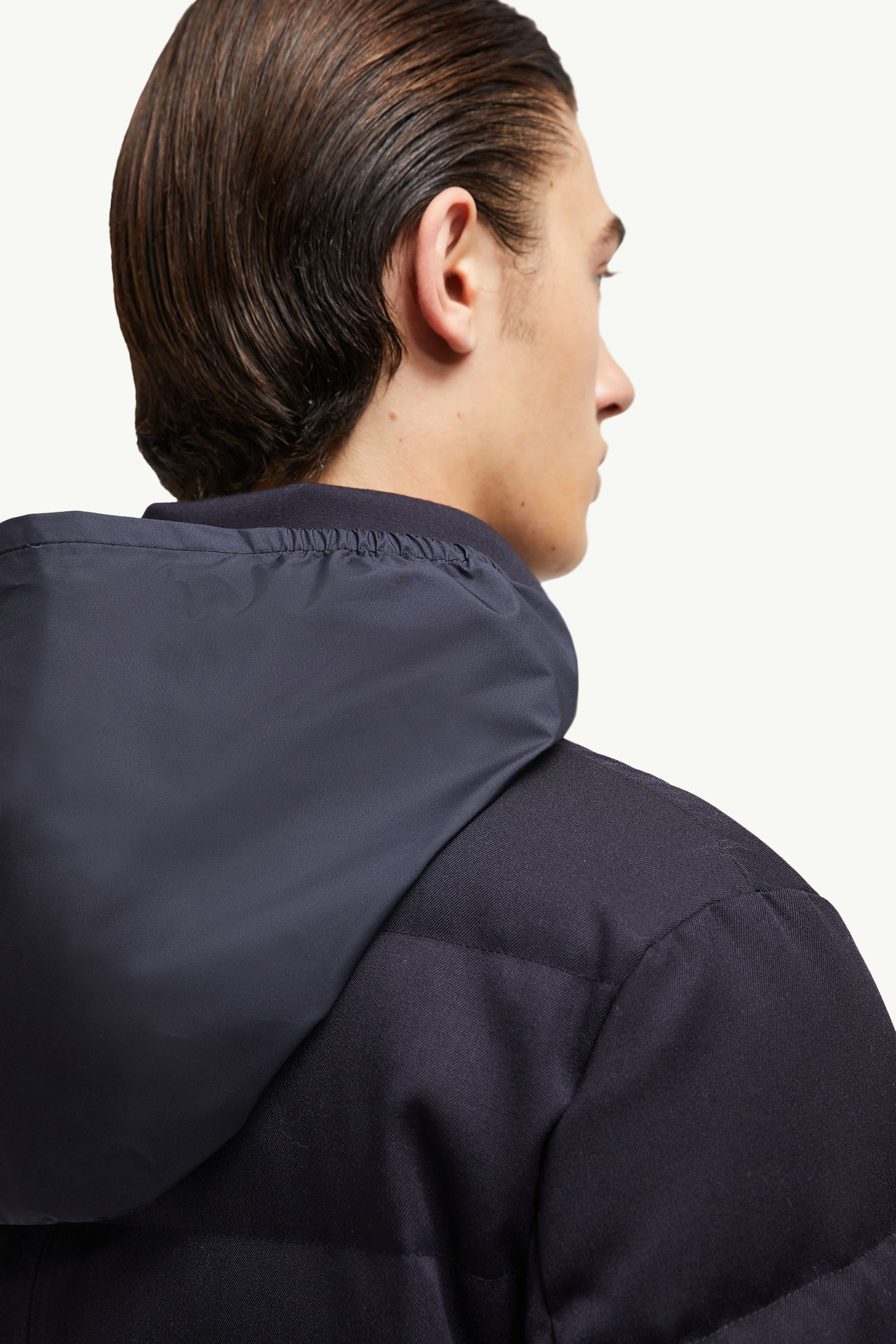 Plumífero largo con capucha Vallonpierre Hombre Azul Noche Moncler 6