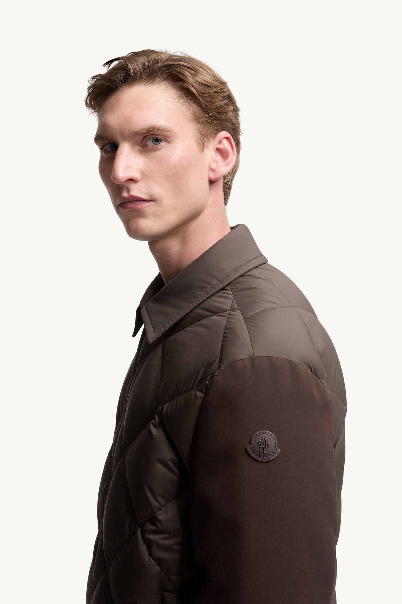 Giacca Camicia Trapuntata a Diamante Aiguille Uomo Marrone Moncler 1