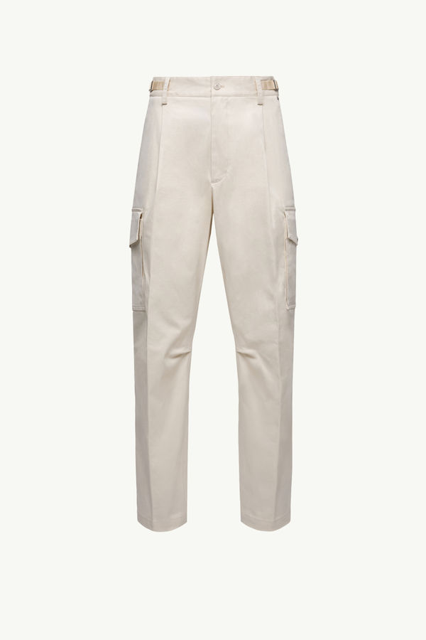 https://moncler-cdn.thron.com/api/v1/content-delivery/shares/dpx6uv/contents/K20912A00026598R1041_F/image/K20912A00026598R1041_F