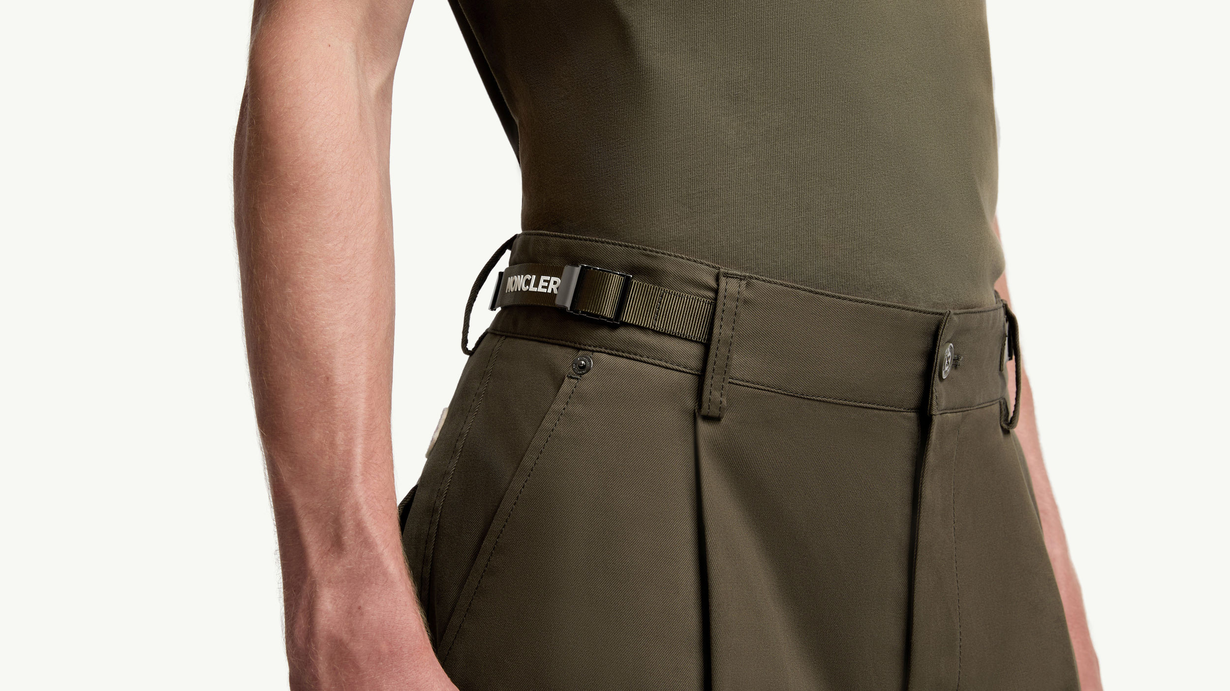 Slide 1 - 标志性细节