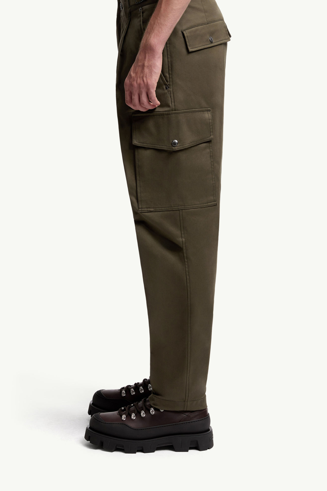 Pantaloni cargo in gabardine Uomo Verde Oliva Moncler 1