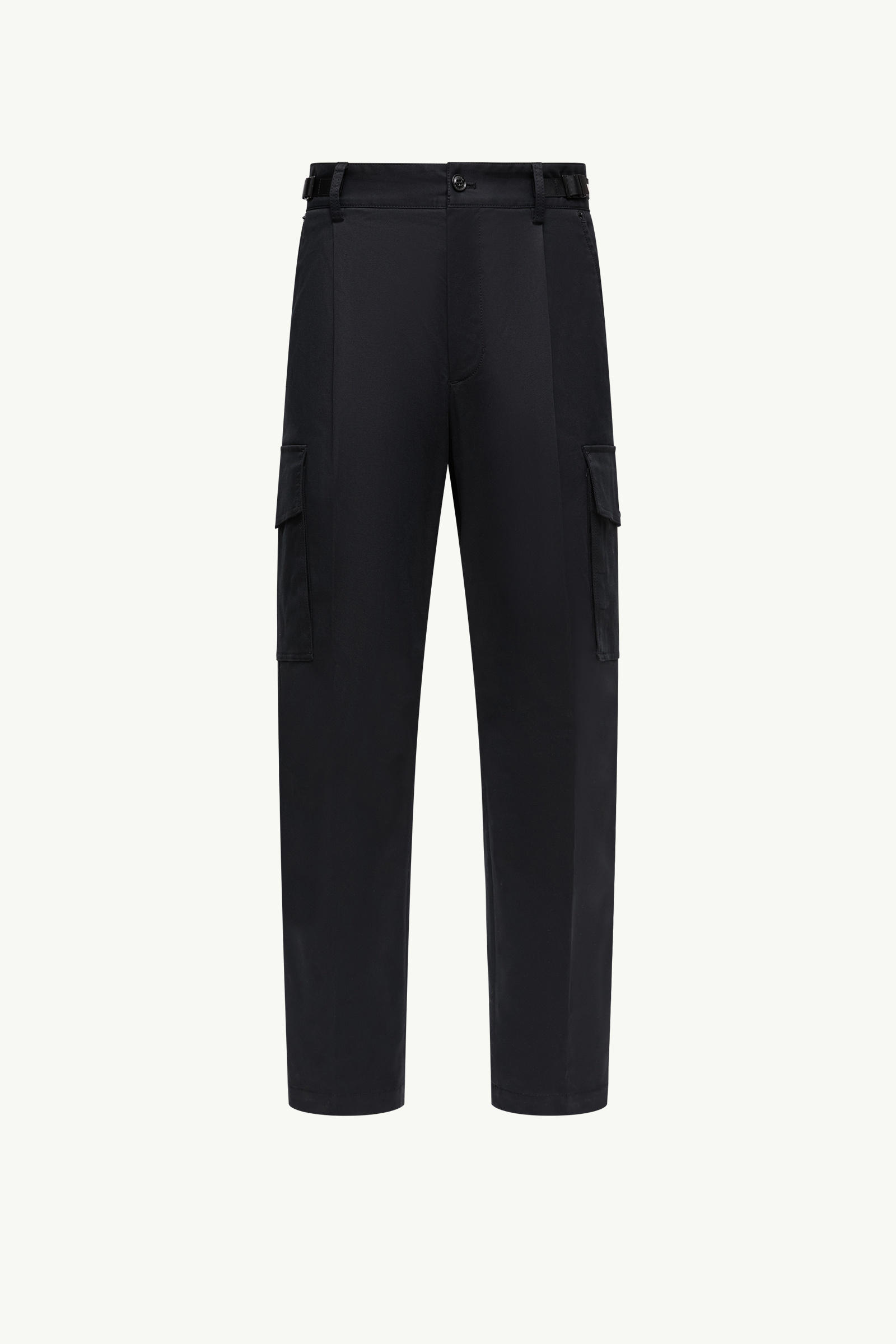 https://moncler-cdn.thron.com/api/v1/content-delivery/shares/dpx6uv/contents/K20912A00026598R1999_F/image/K20912A00026598R1999_F