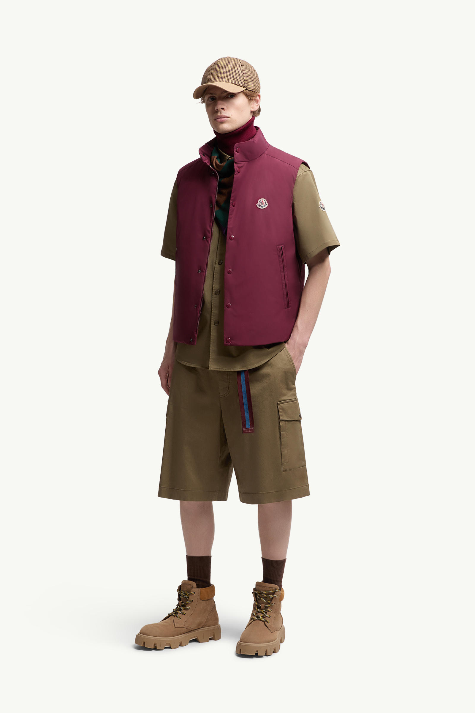 Cotton Gabardine Cargo Shorts Men Olive Green Moncler 0