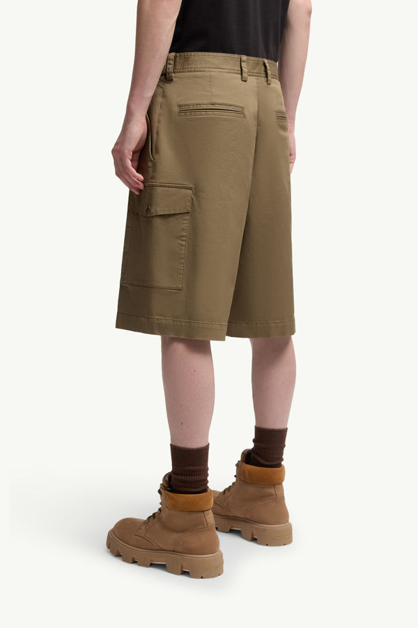 Cargo-Shorts aus Baumwoll-Gabardine Herren Olivgrün Moncler 4