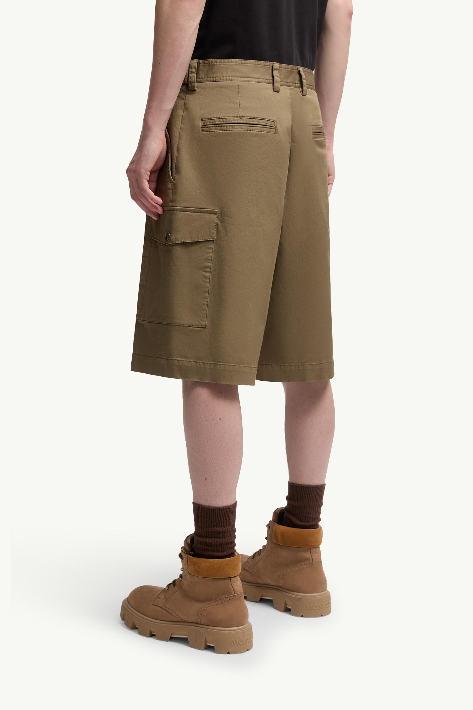 Cotton Gabardine Cargo Shorts Men Olive Green Moncler 4