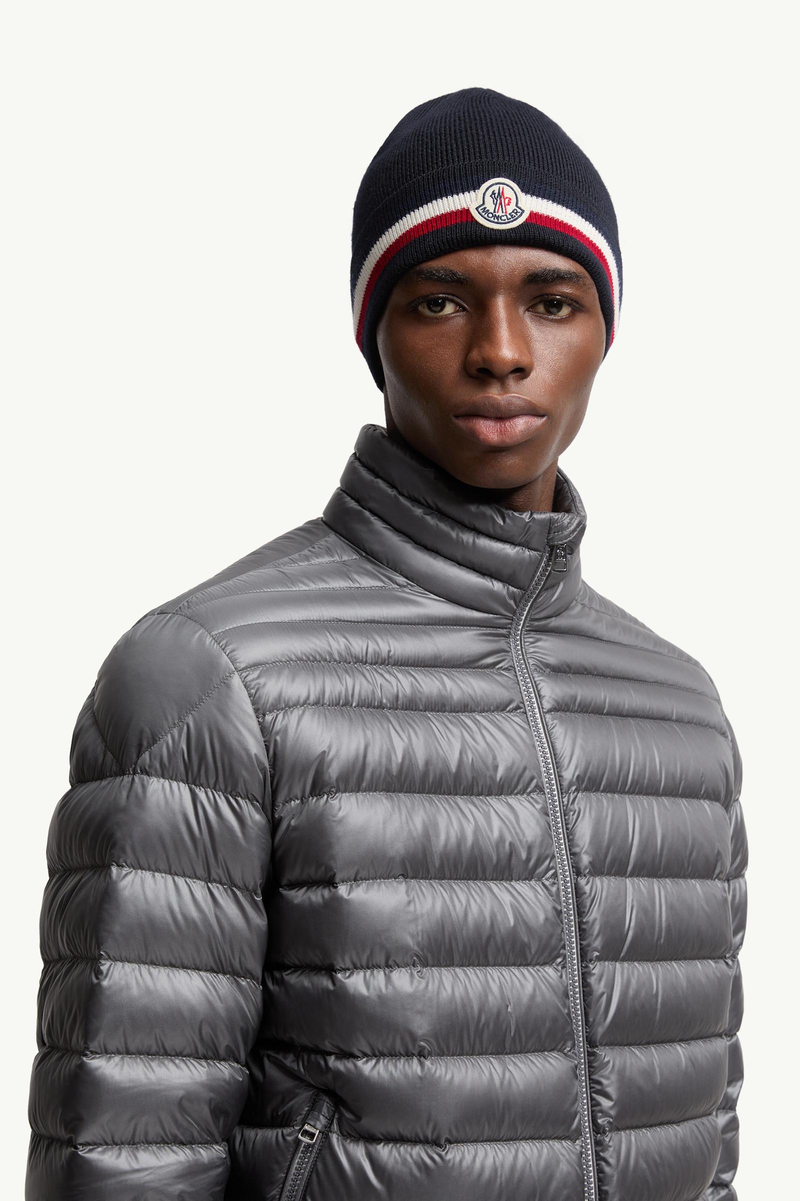 MONCLER グレー ビーニー UNI Mens Moncler Gray Wool Logo Beanie Hat