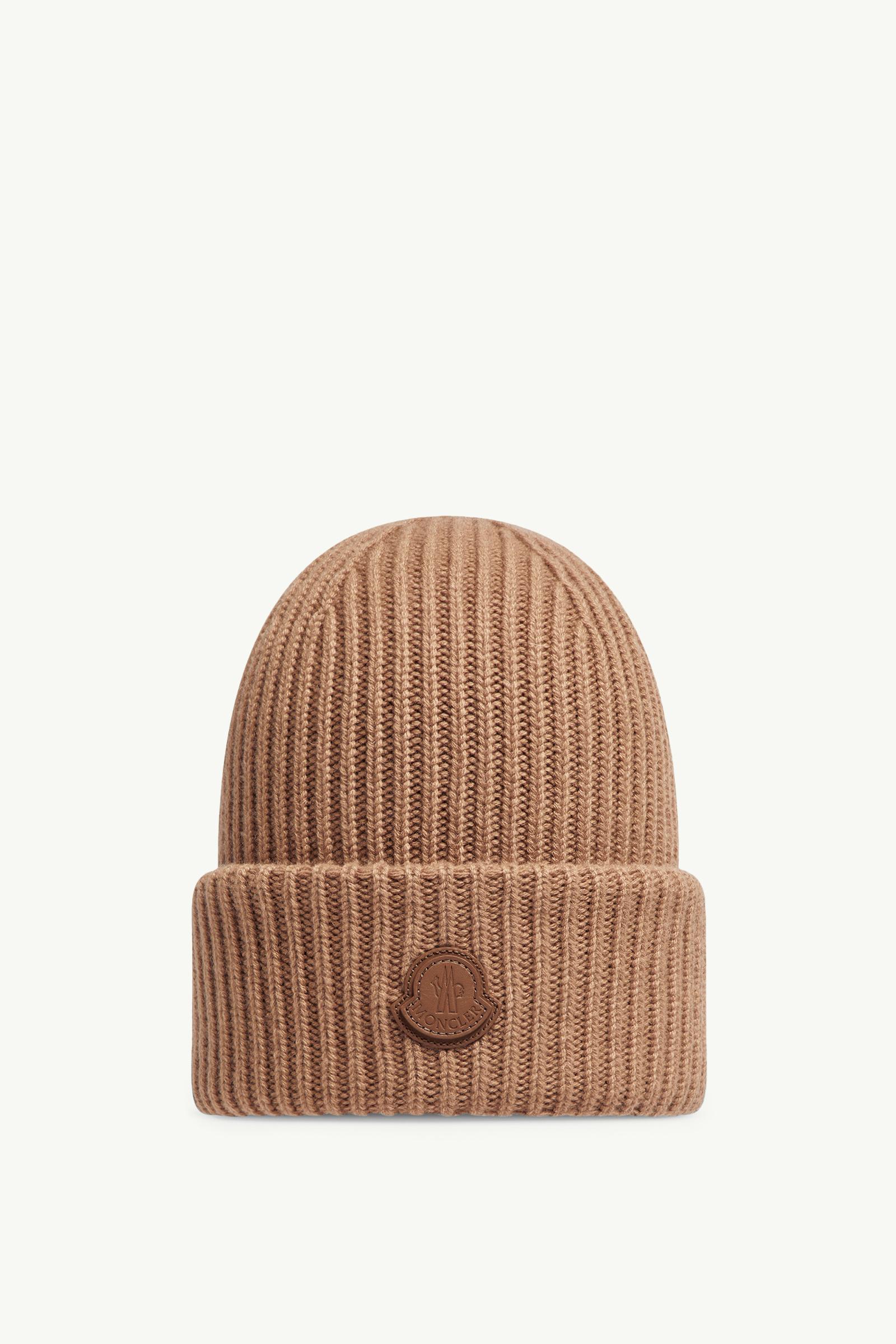 Cashmere Beanie_findInBoutique_image