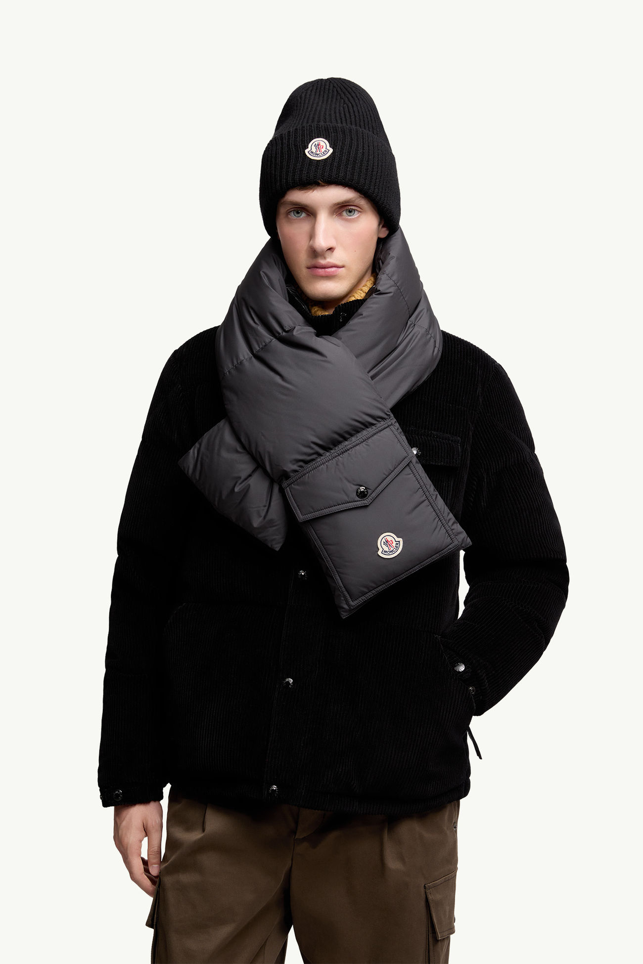 可收納式羽絨圍巾 中性 黑色 Moncler 1