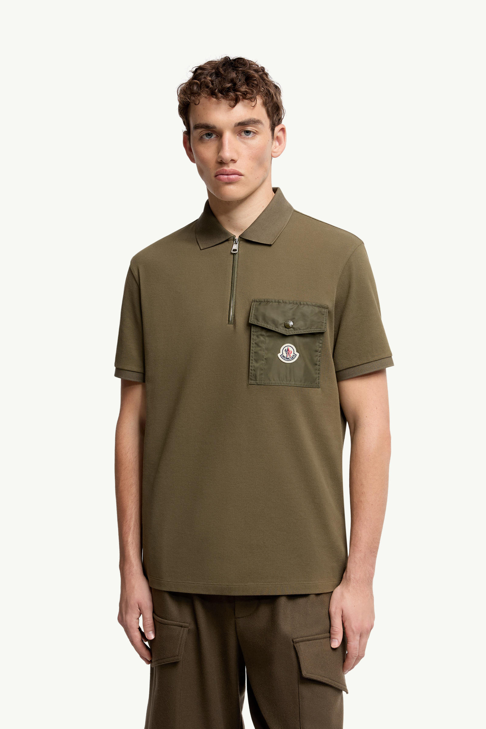 Polo de piqué de algodón con bolsillo Hombre Verde Oliva Moncler 3