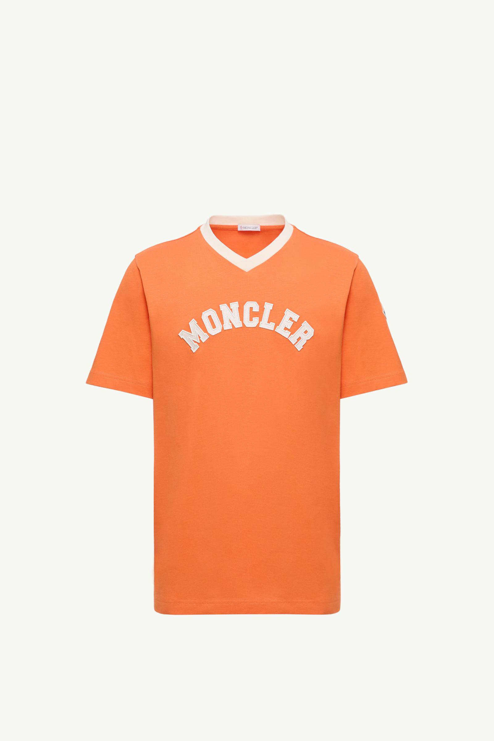 Embroidered Logo Cotton Piquet V-Neck T-Shirt_findInBoutique_image