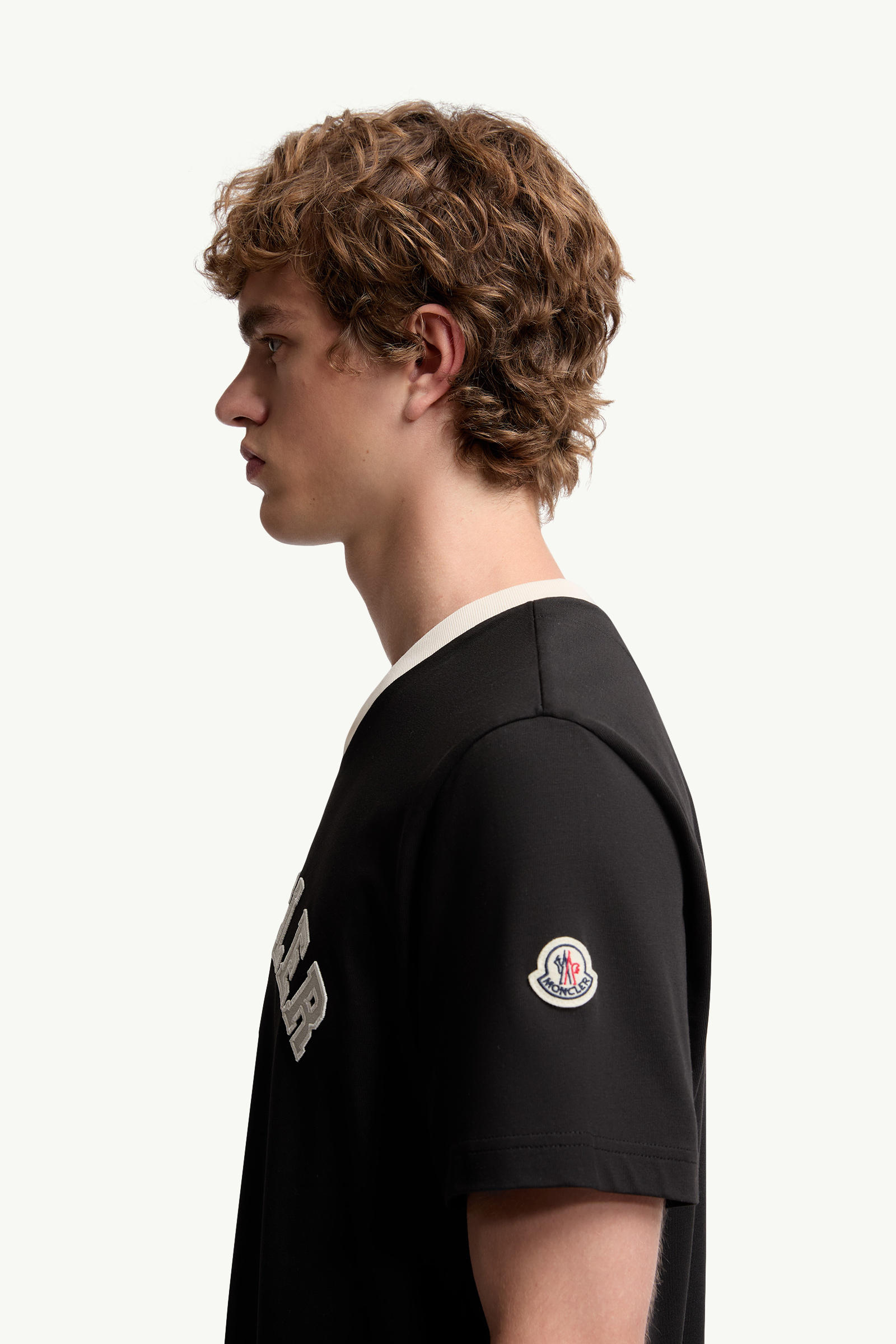 Embroidered Logo Cotton Piquet V-Neck T-Shirt Men Black Moncler 1