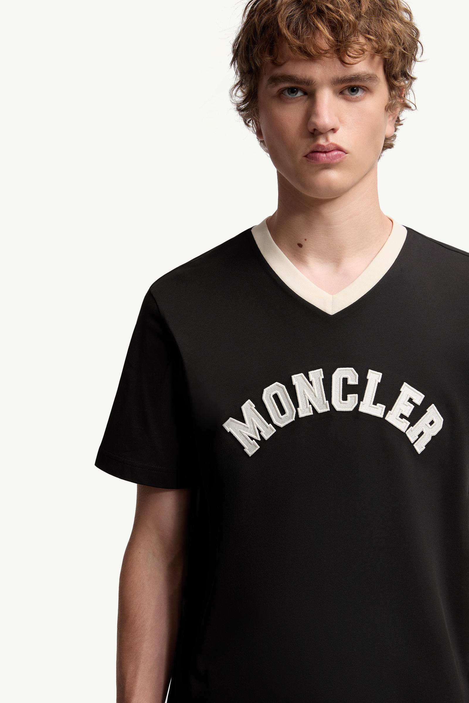 Embroidered Logo Cotton Piquet V-Neck T-Shirt Men Black Moncler 6