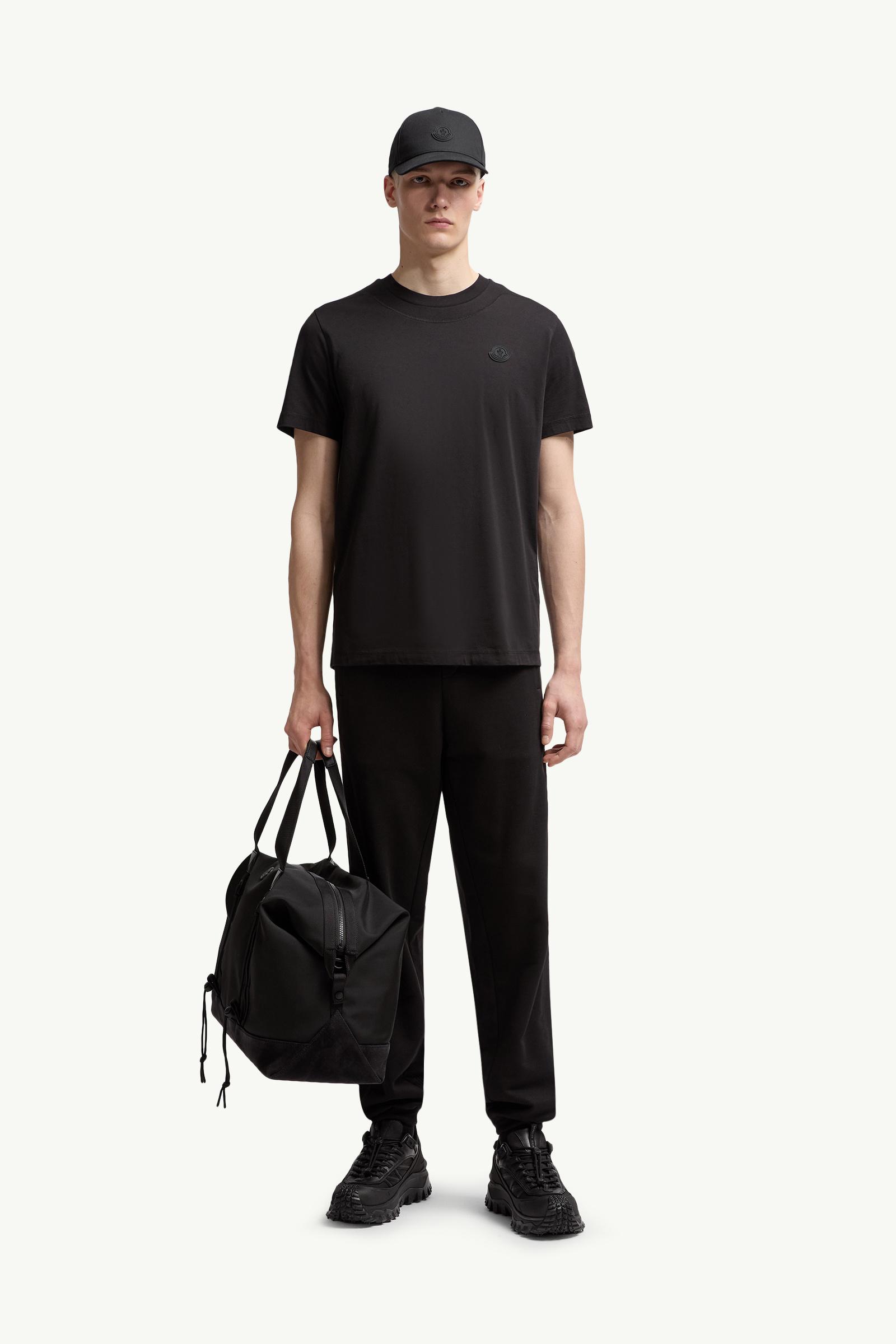 ブラック Tシャツ : Tシャツ＆ポロシャツ 向けの メンズ