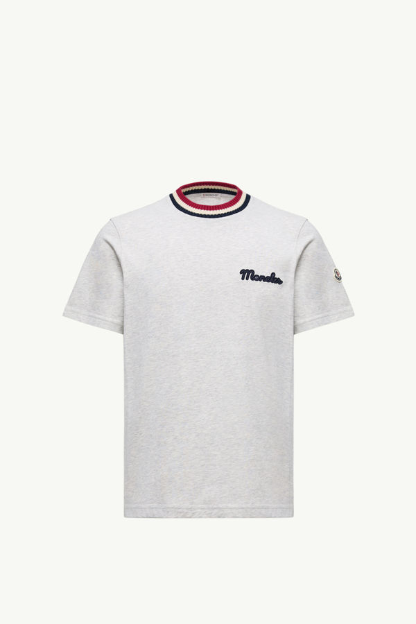 https://moncler-cdn.thron.com/api/v1/content-delivery/shares/dpx6uv/contents/K20918C0002289AJS975_F/image/K20918C0002289AJS975_F