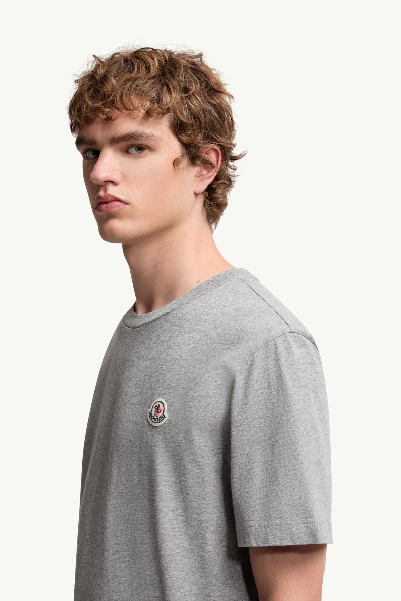 T-shirt in cotone con patch logato (Set da tre) Uomo Bianco & Nero & Grigio Moncler 1