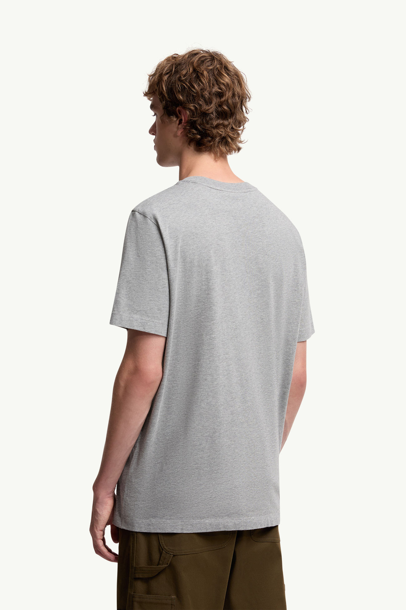 T-shirt in cotone con patch logato (Set da tre) Uomo Bianco & Nero & Grigio Moncler 4