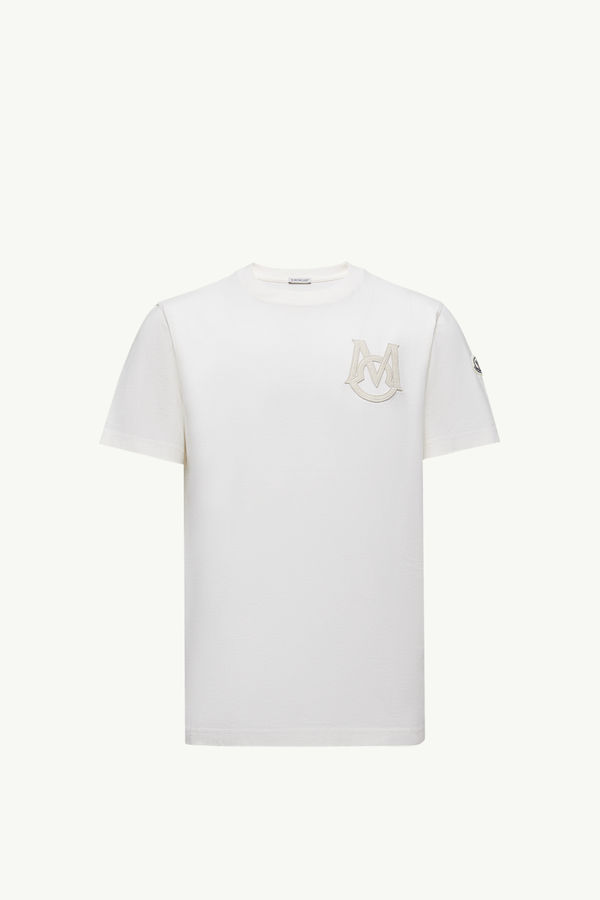 https://moncler-cdn.thron.com/api/v1/content-delivery/shares/dpx6uv/contents/K20918C000348390T032_F/image/K20918C000348390T032_F