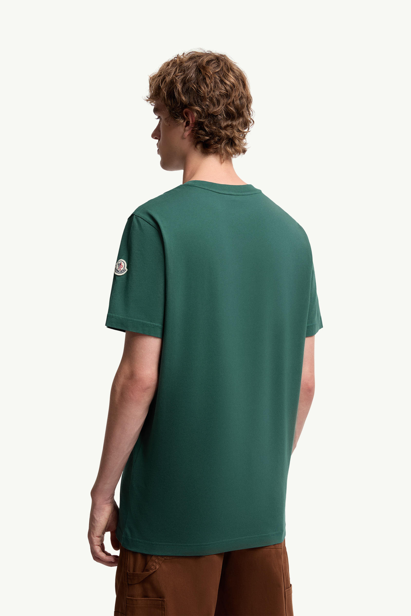 T-shirt in cotone con monogramma Uomo Verde Foglia Moncler 4