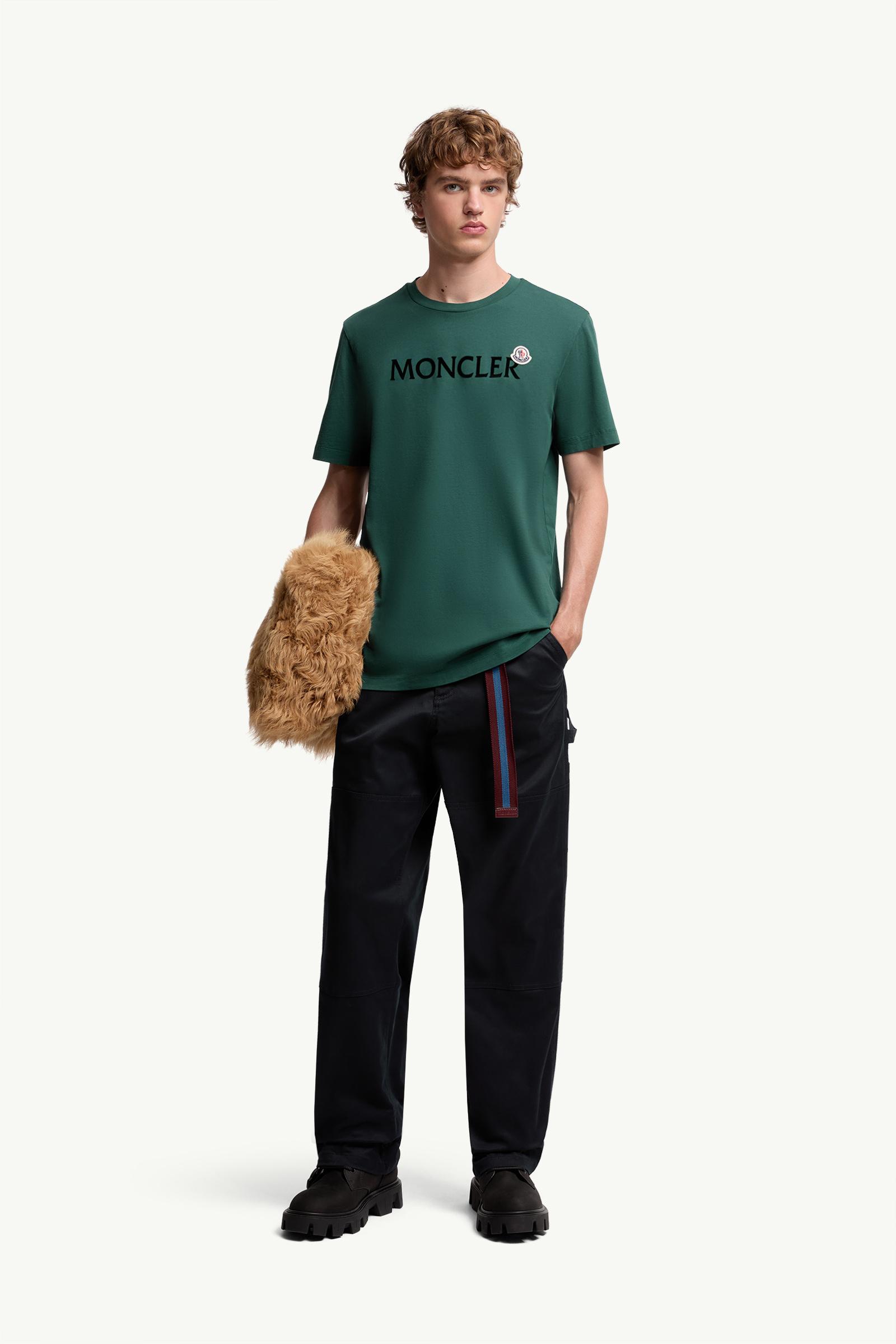 Tシャツ・カットソー MONCLER T-shirt with flocked cotton logo (K20918C00036 001) MONCLER Logo-Flocked Cotton-Jersey T-Shirt for Men | MR PORTER