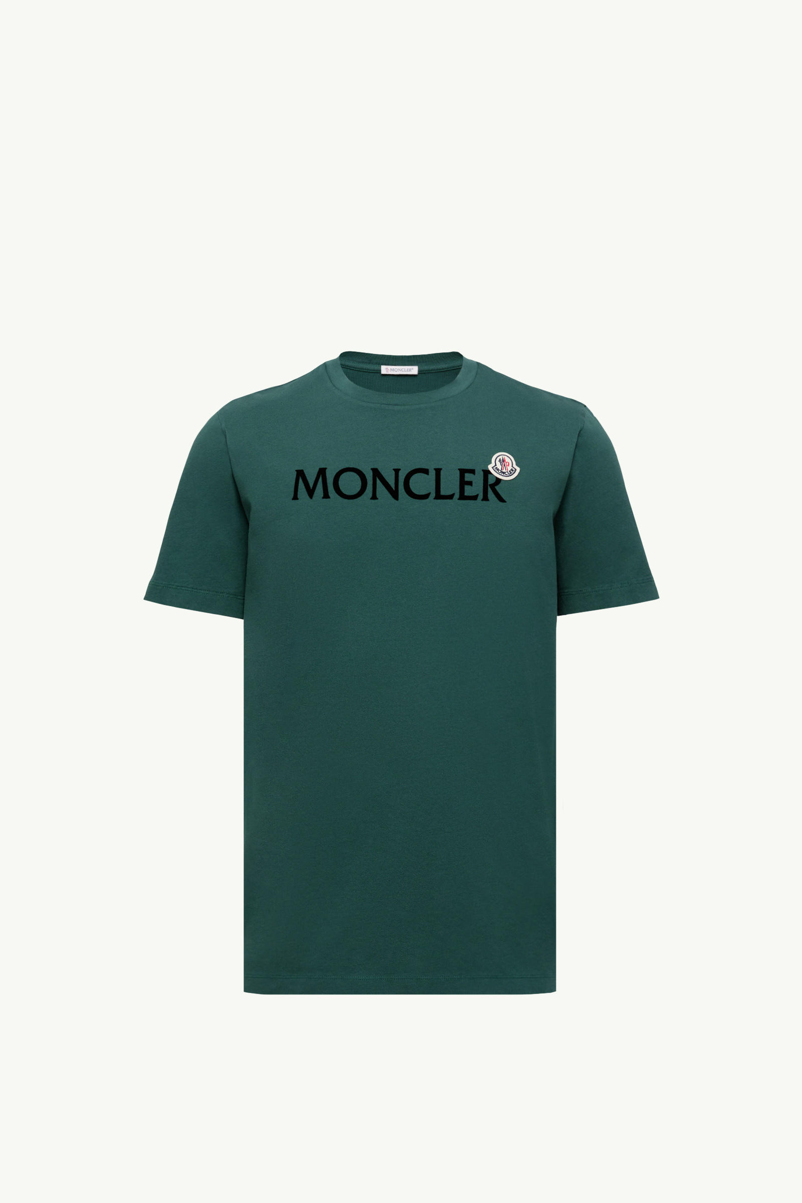 https://moncler-cdn.thron.com/api/v1/content-delivery/shares/dpx6uv/contents/K20918C000368390T86G_F/image/K20918C000368390T86G_F