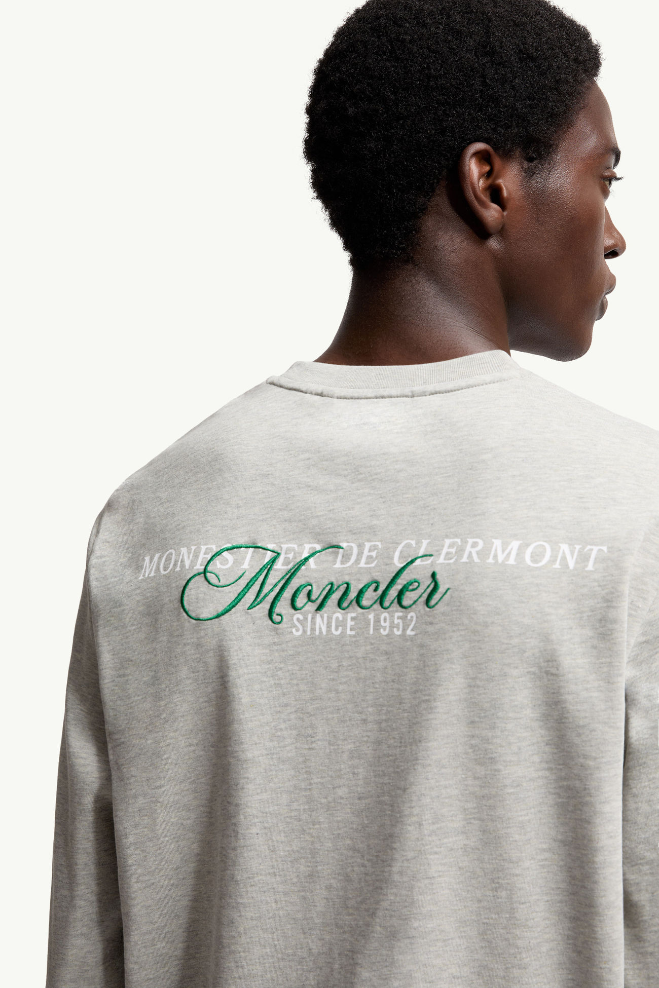 Embroidered Logo Long Sleeve Cotton T-Shirt Men Gray Moncler 5