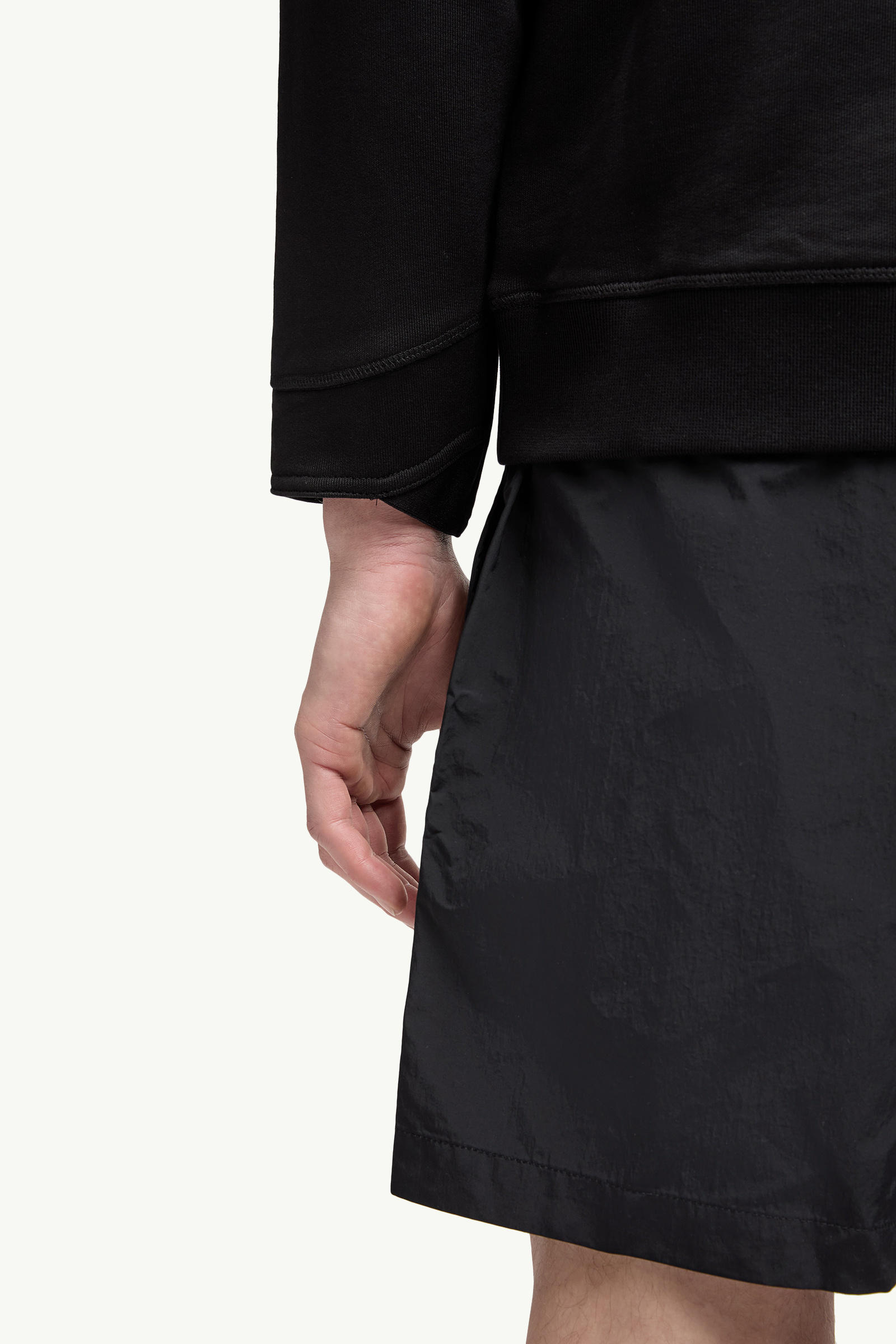 男士标识贴片棉质卫衣 男士 黑色 Moncler 5