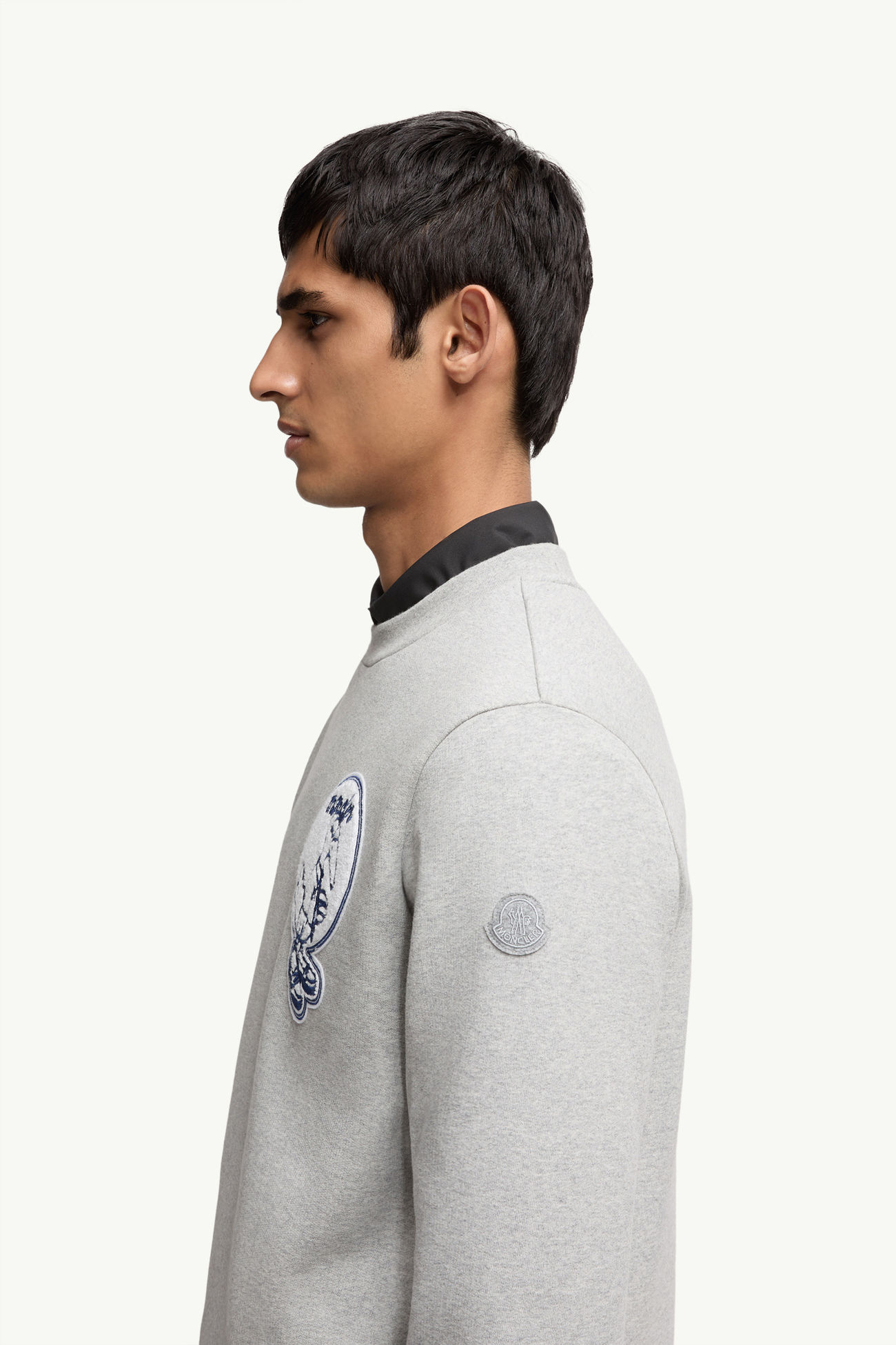 Mascot Patch Cotton Sweatshirt Men Grey Moncler 1