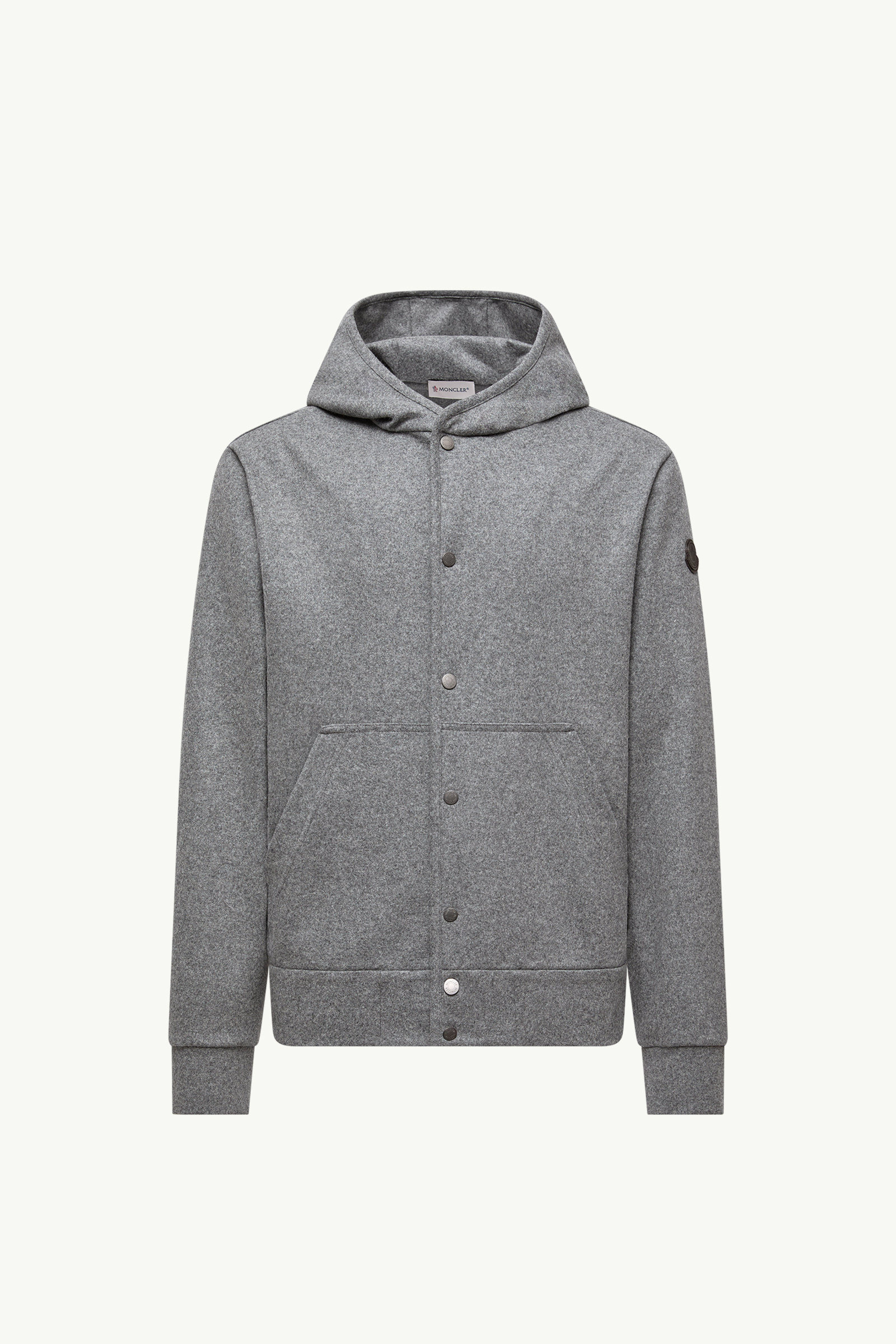 https://moncler-cdn.thron.com/api/v1/content-delivery/shares/dpx6uv/contents/K20918G0003289B4O987_F/image/K20918G0003289B4O987_F