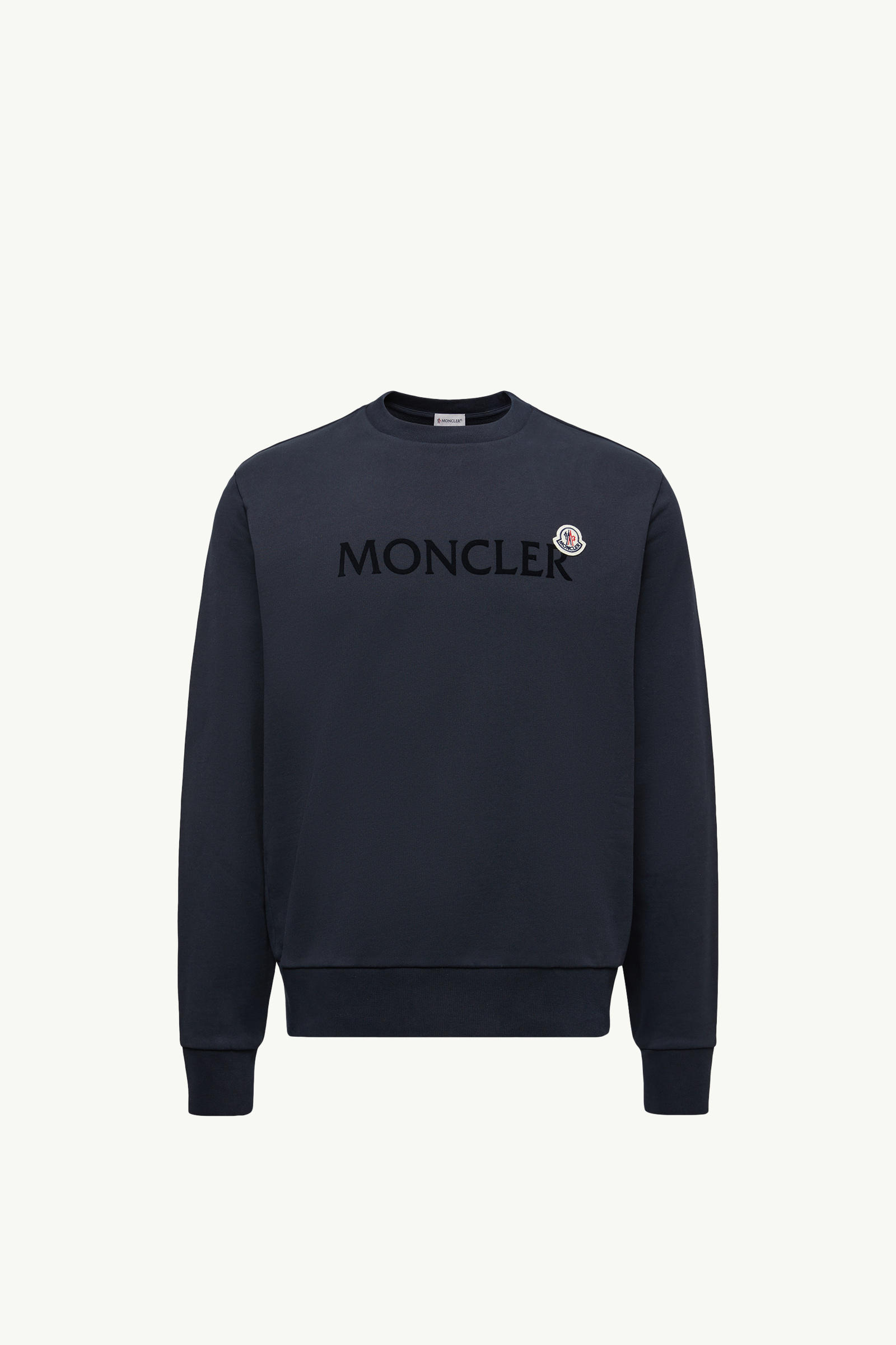 https://moncler-cdn.thron.com/api/v1/content-delivery/shares/dpx6uv/contents/K20918G00040809KR778_F/image/K20918G00040809KR778_F