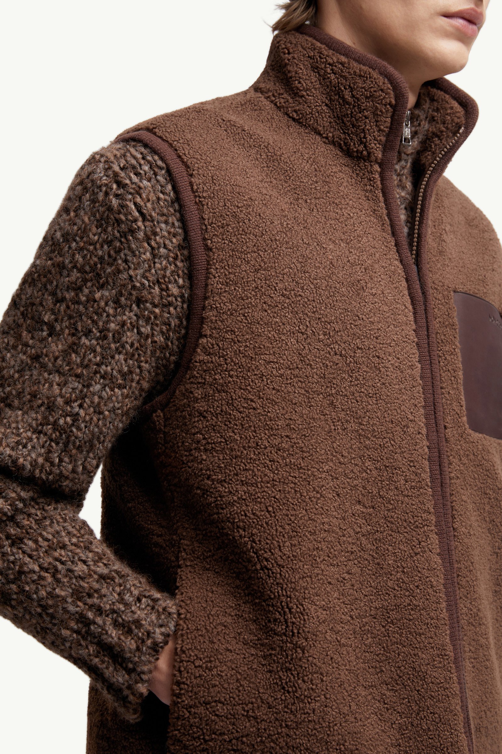 ブラウン ベスト : ジレ 向けの メンズ | モンクレール