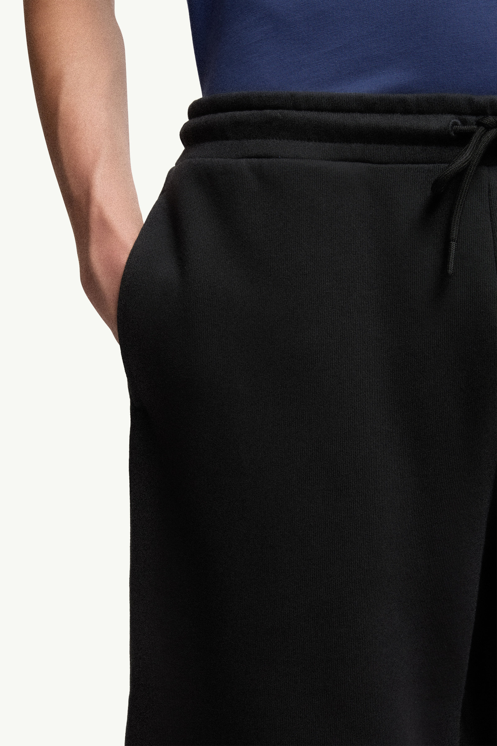 Shorts aus Baumwolle mit Logoaufnäher Herren Schwarz Moncler 5