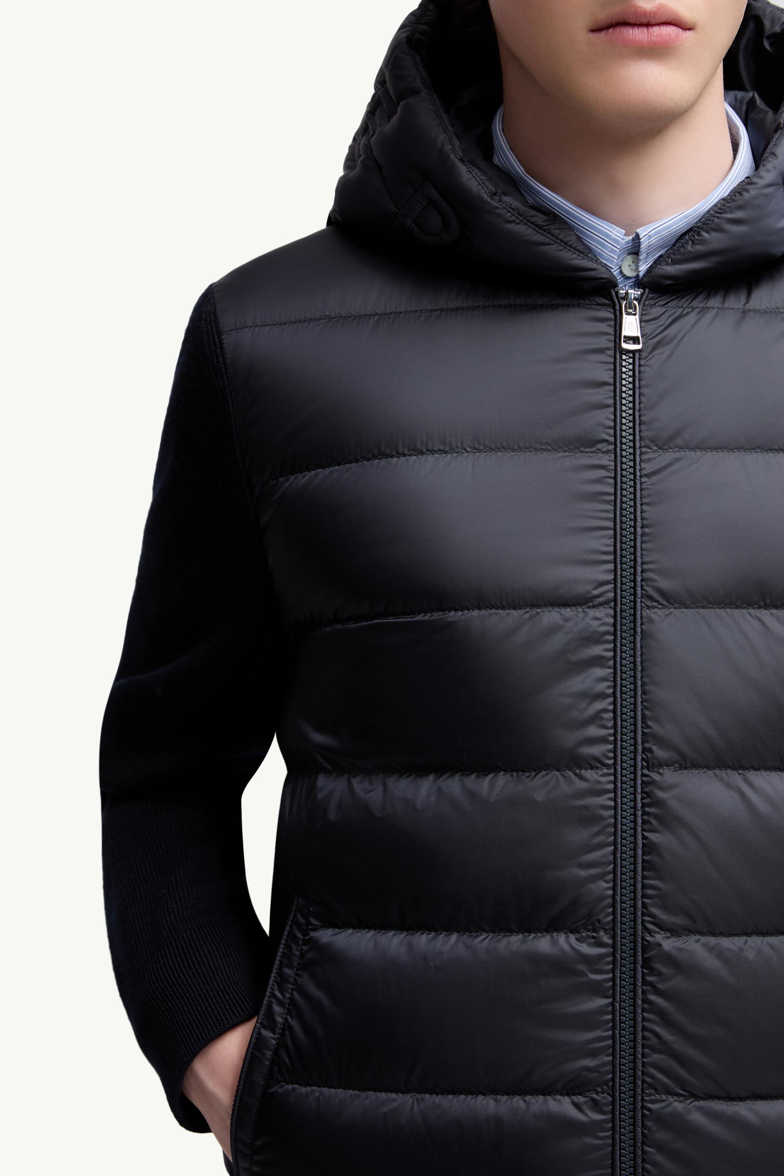パーカー・フーディ MONCLER FW25 Wool hoodie (K20919B00006M1131 776) Navy Blue Padded Zip-Up Cardigan - Sweaters & Cardigans for