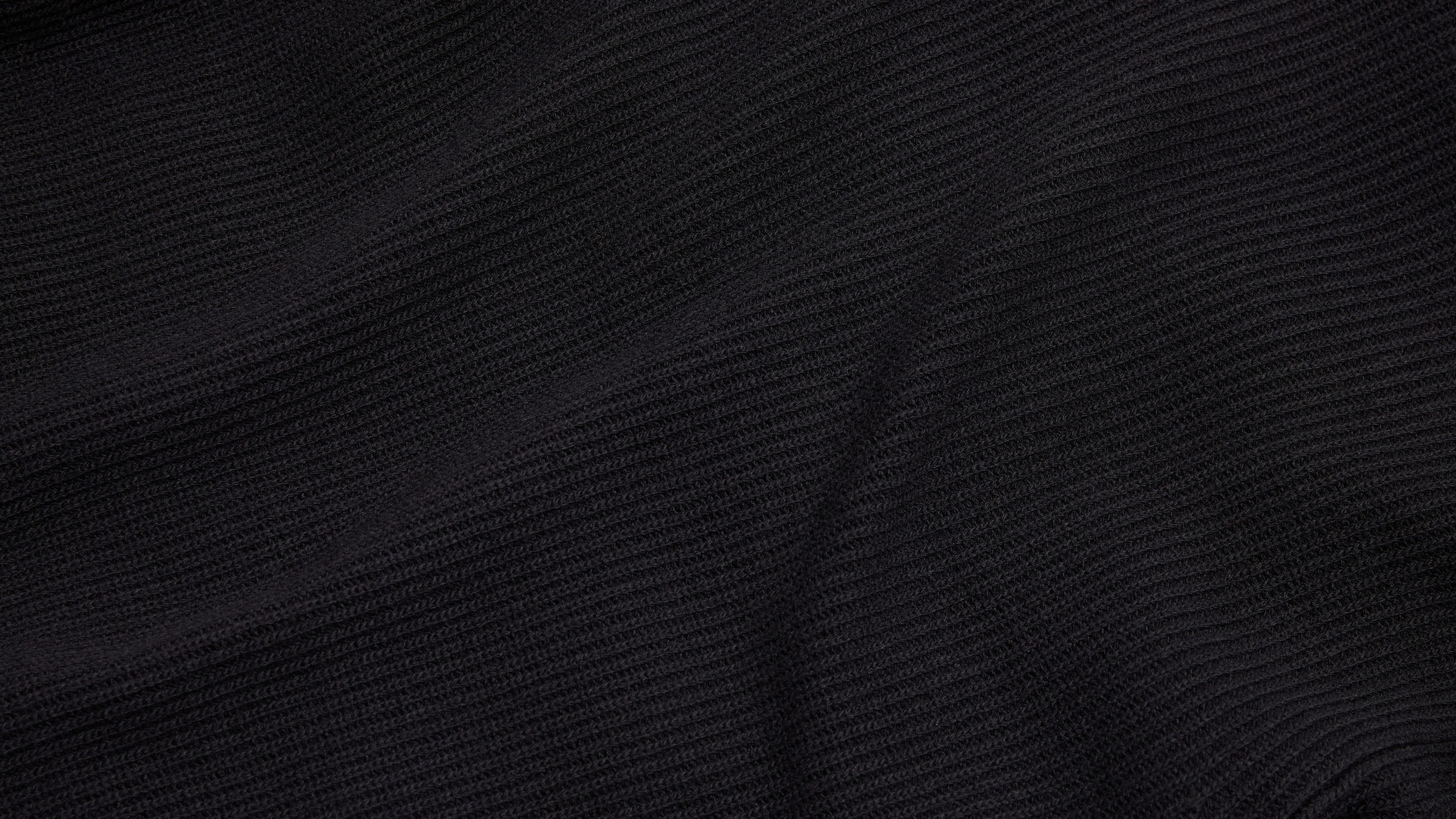 Slide 1 - product.feature.texturecashmereblend.title