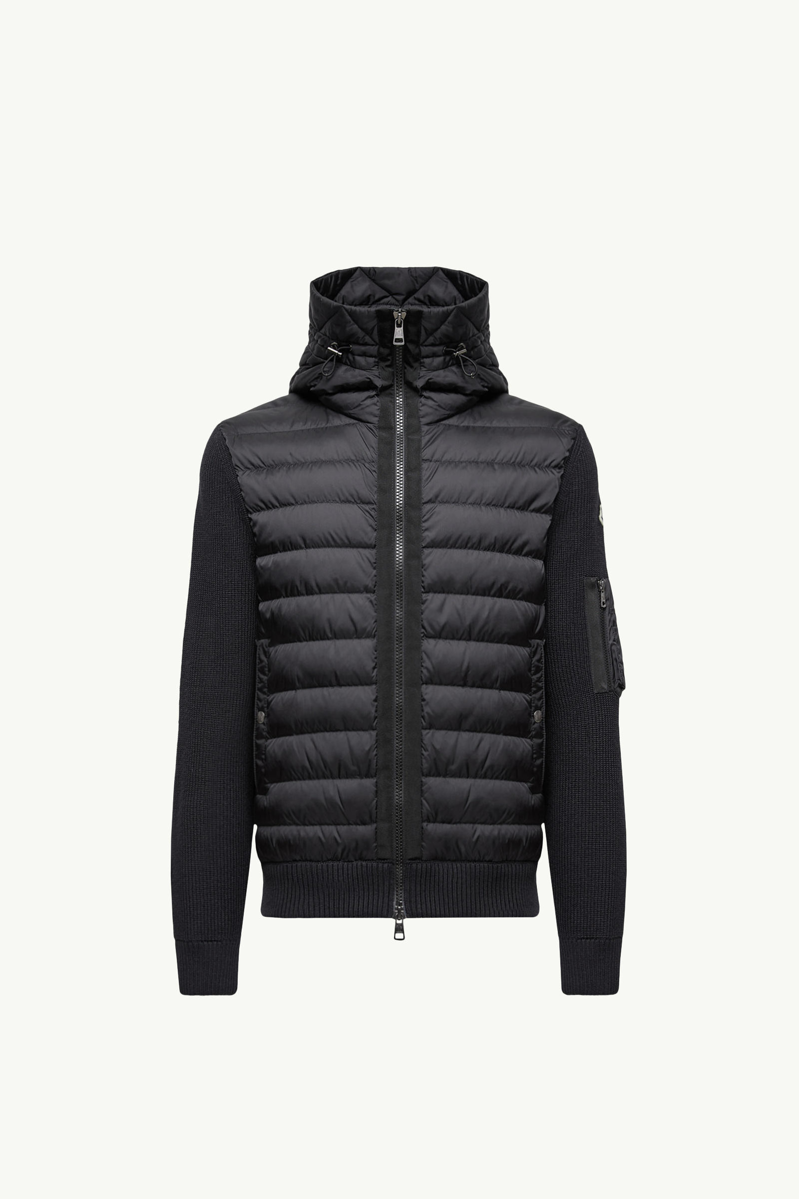https://moncler-cdn.thron.com/api/v1/content-delivery/shares/dpx6uv/contents/K20919B50800A9340999_F/image/K20919B50800A9340999_F