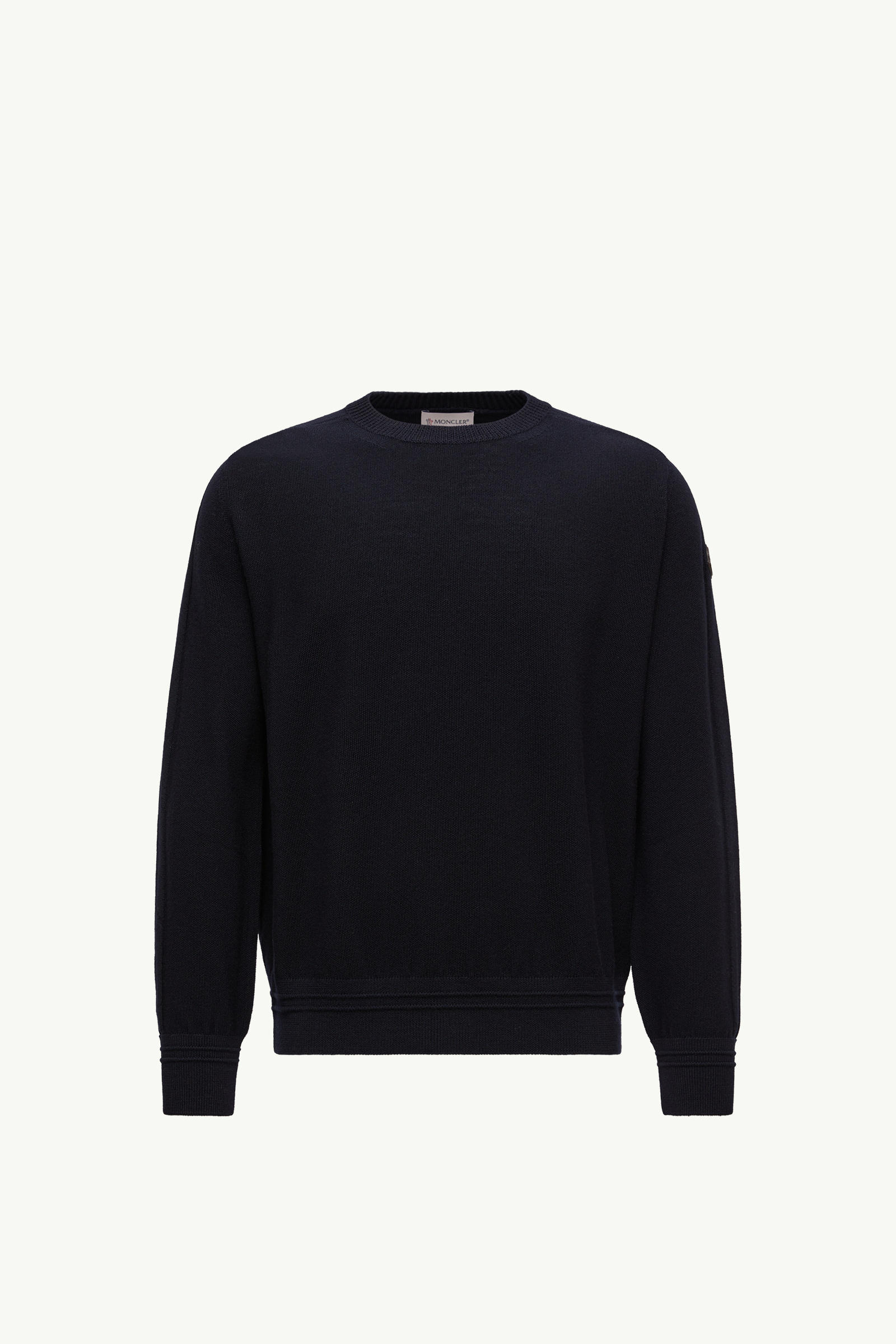 https://moncler-cdn.thron.com/api/v1/content-delivery/shares/dpx6uv/contents/K20919C00005M1131776_F/image/K20919C00005M1131776_F