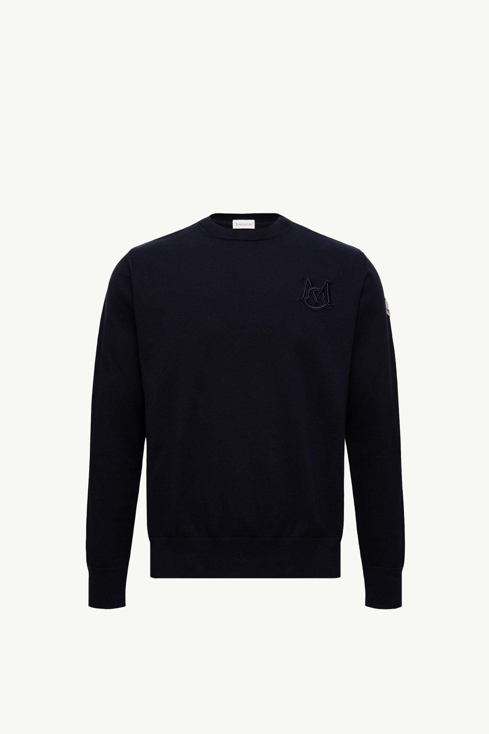 https://moncler-cdn.thron.com/api/v1/content-delivery/shares/dpx6uv/contents/K20919C00013M1113742_F/image/K20919C00013M1113742_F