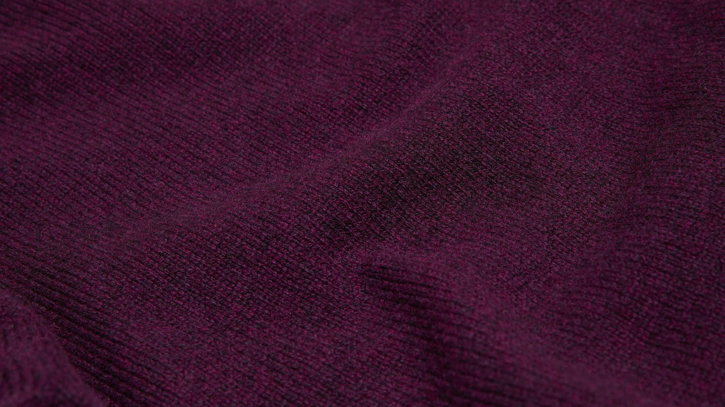 Slide 1 - product.feature.texturewoolcashmere.title