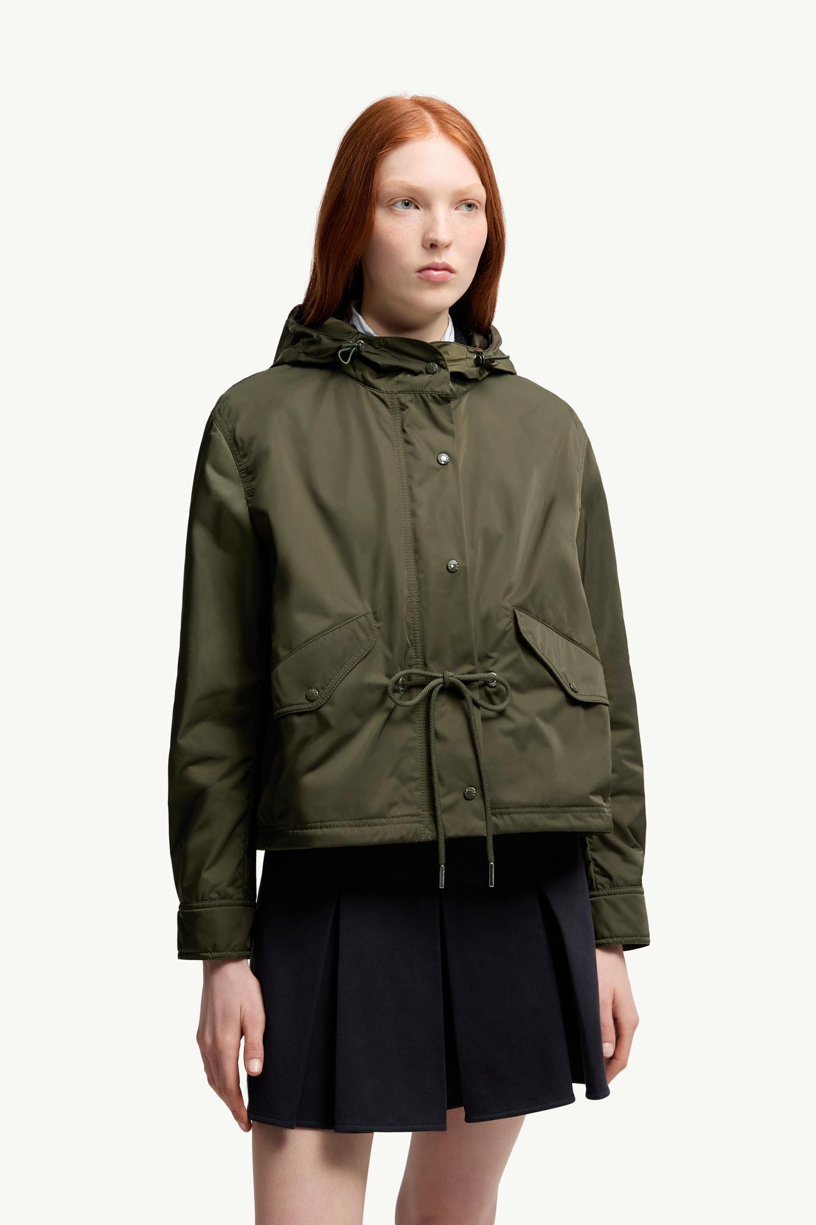 MONCLER オリーブグリーン フードダウン切替付きアウター オリーブ 