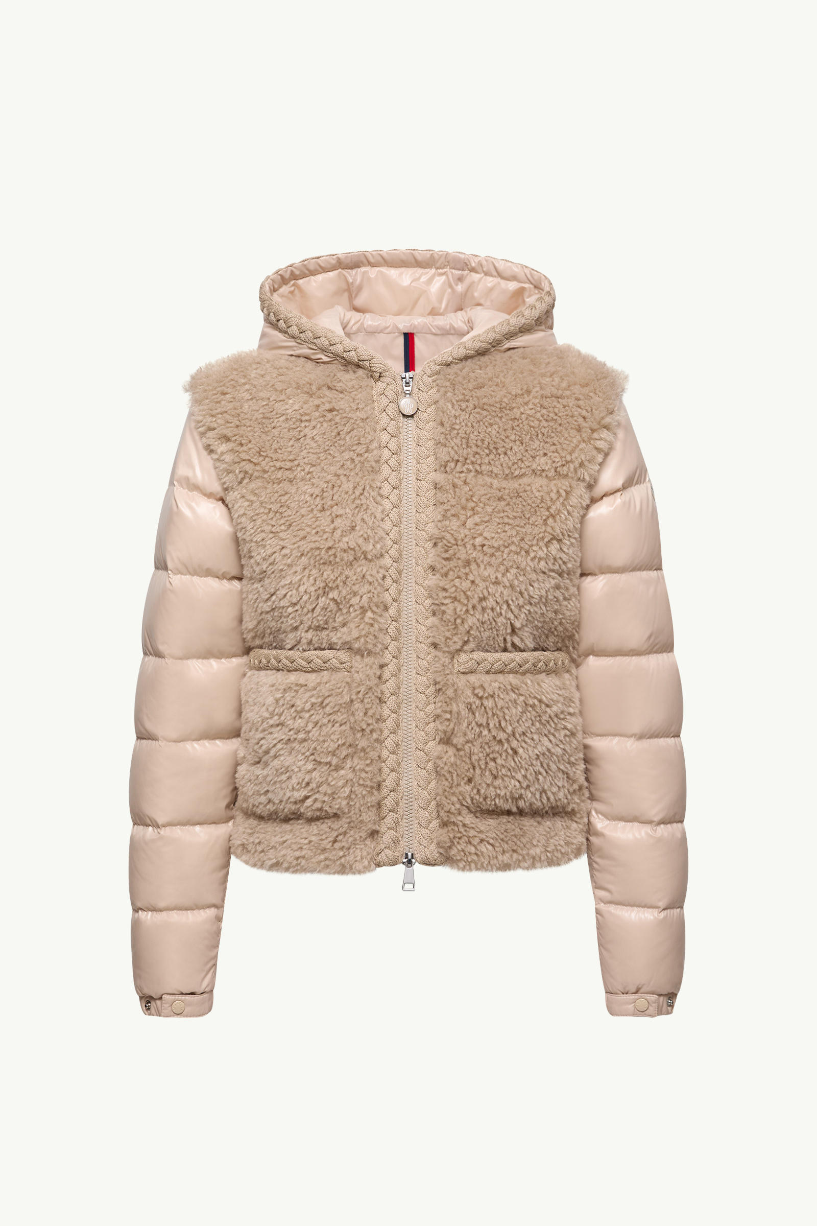 https://moncler-cdn.thron.com/api/v1/content-delivery/shares/dpx6uv/contents/K20931A0001189B0G268_F/image/K20931A0001189B0G268_F