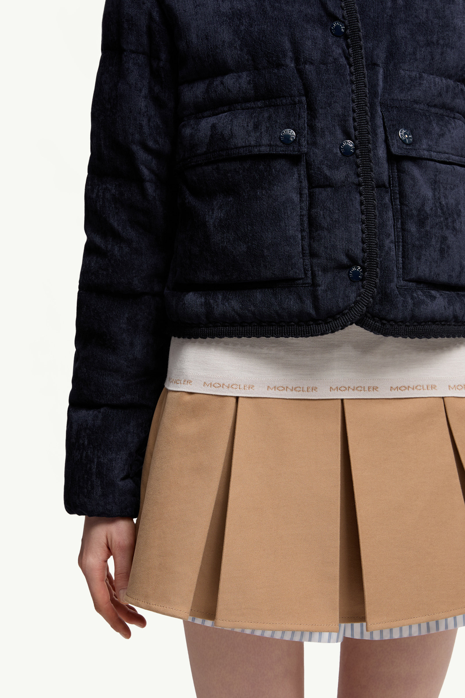 Piumino corto in velluto a coste con bordi intrecciati Essarts Donna Blu Moncler 6