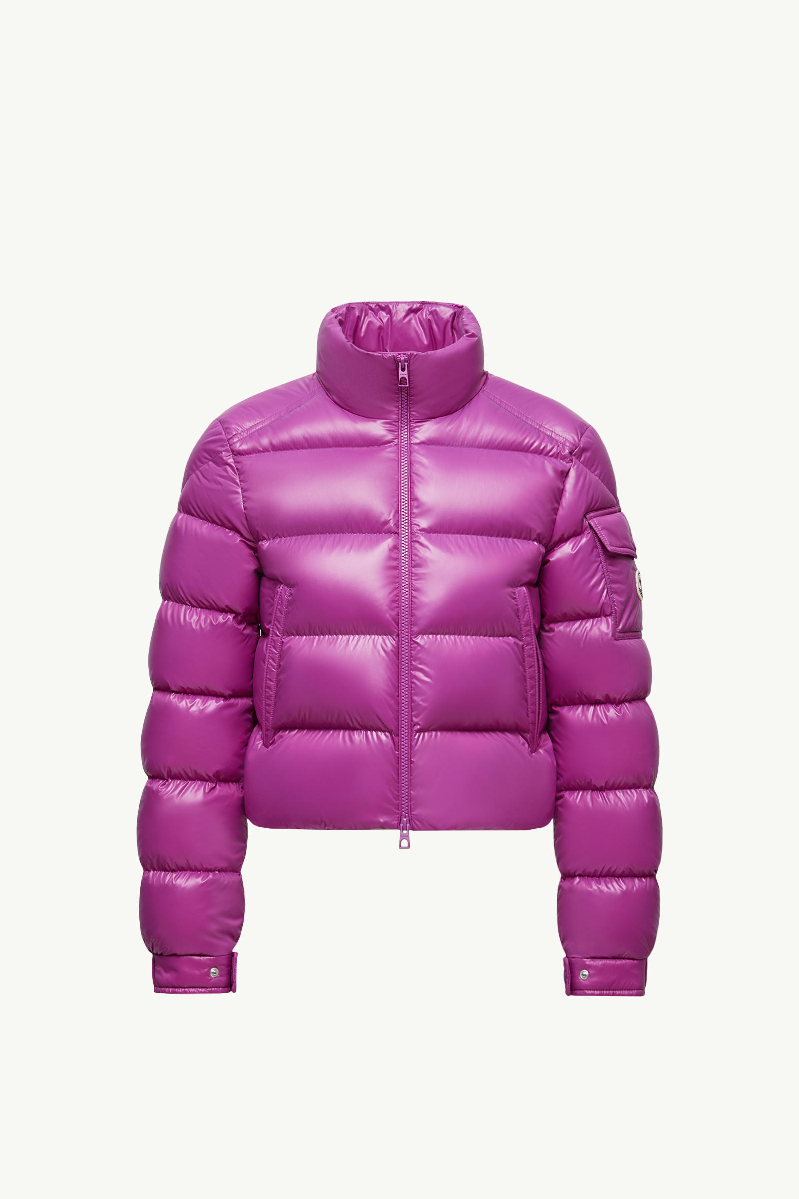 https://moncler-cdn.thron.com/api/v1/content-delivery/shares/dpx6uv/contents/K20931A00032596XE551_F/image/K20931A00032596XE551_F